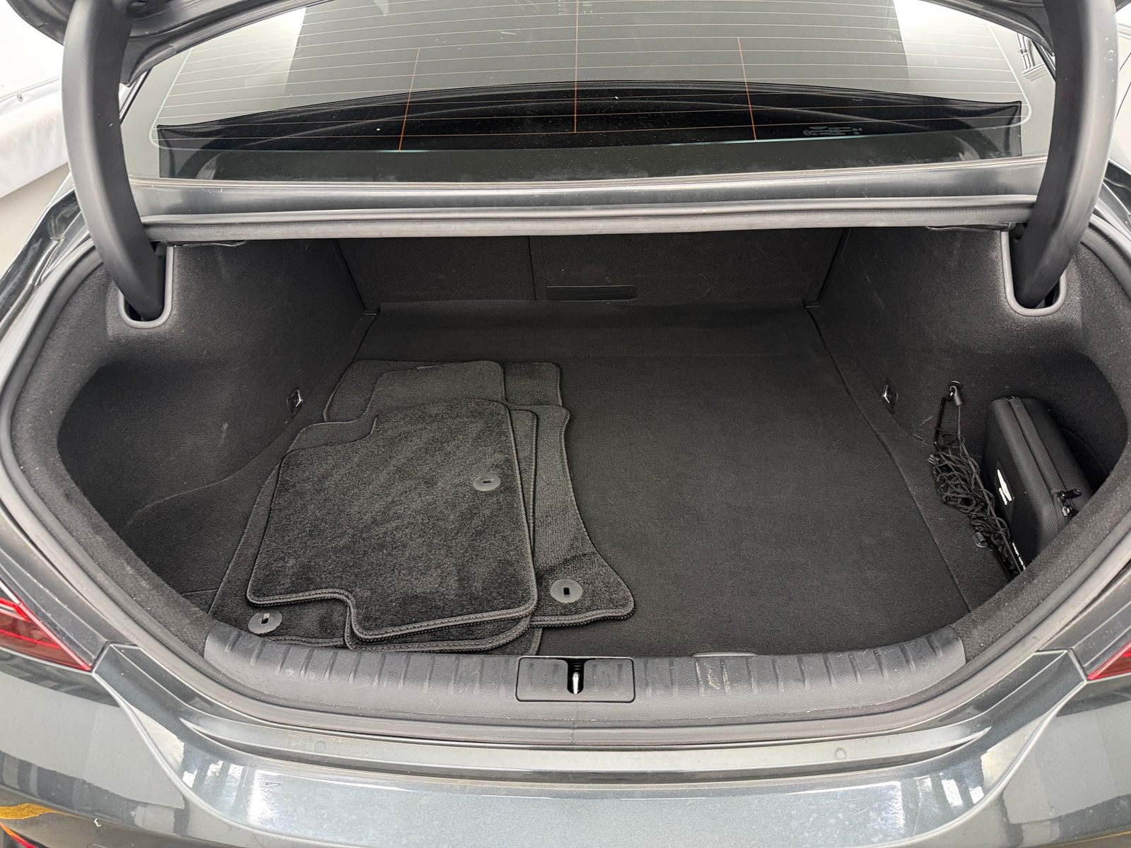 Thumbnail: 2023 Genesis G70 - 6