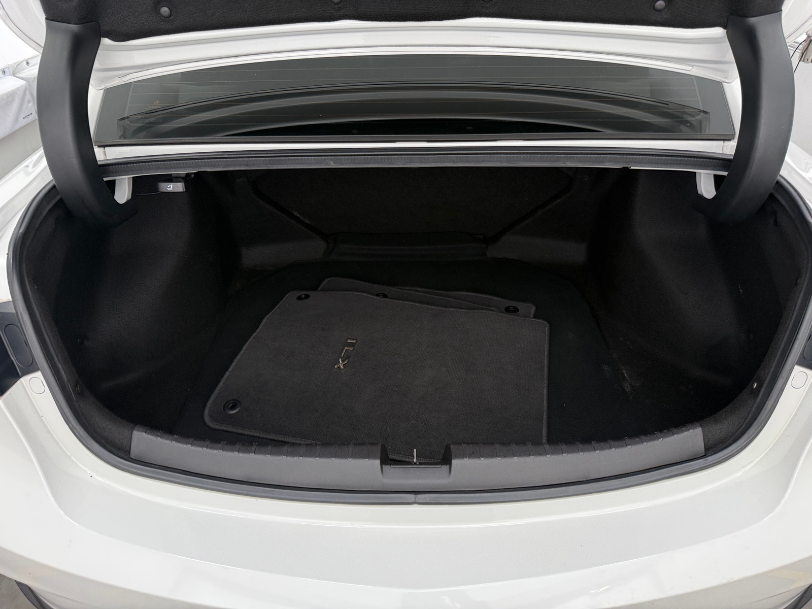 Thumbnail: 2020 Acura ILX - 6