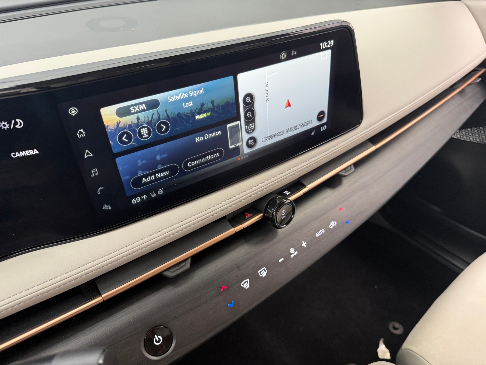 Thumbnail: 2024 Nissan Ariya - 3