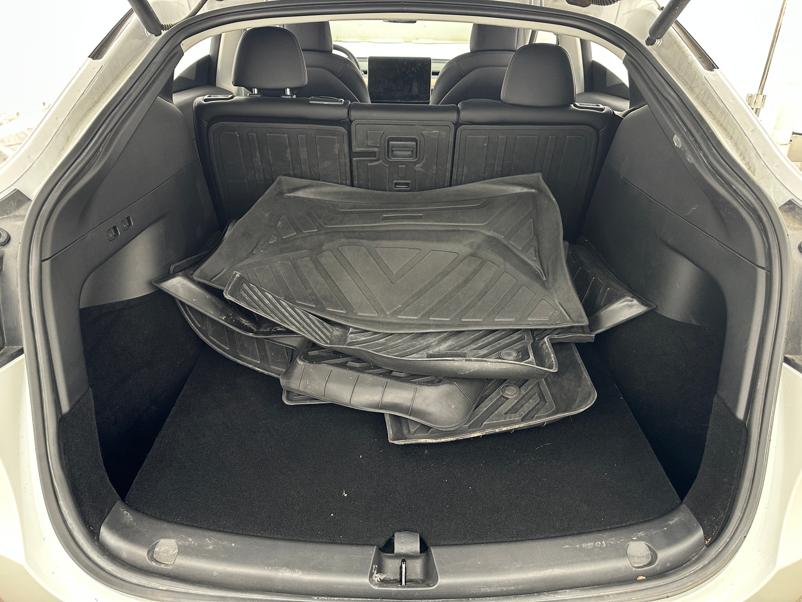 Thumbnail: 2022 Tesla Model Y - 6