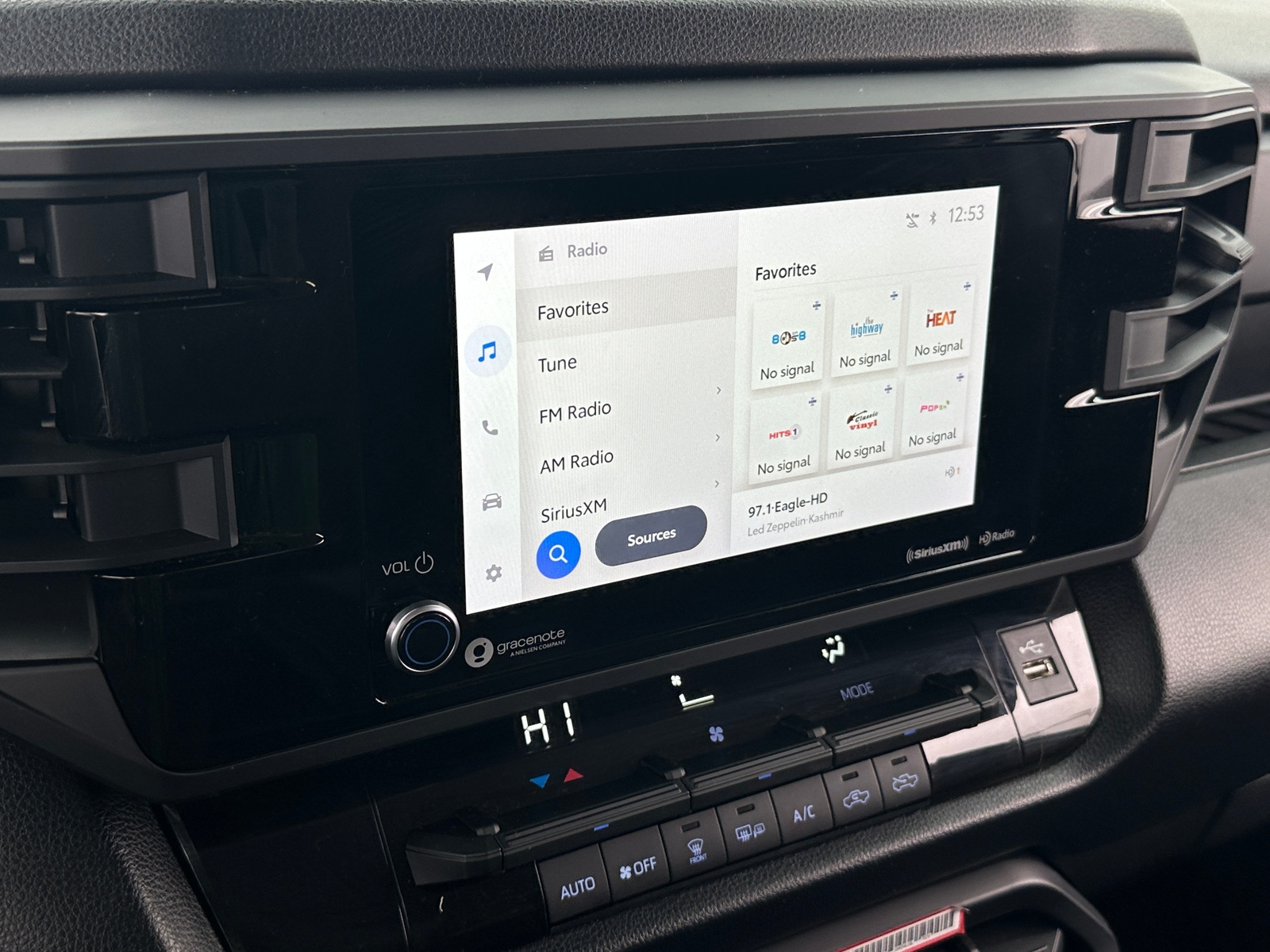 Thumbnail: 2022 Toyota Tundra - 4