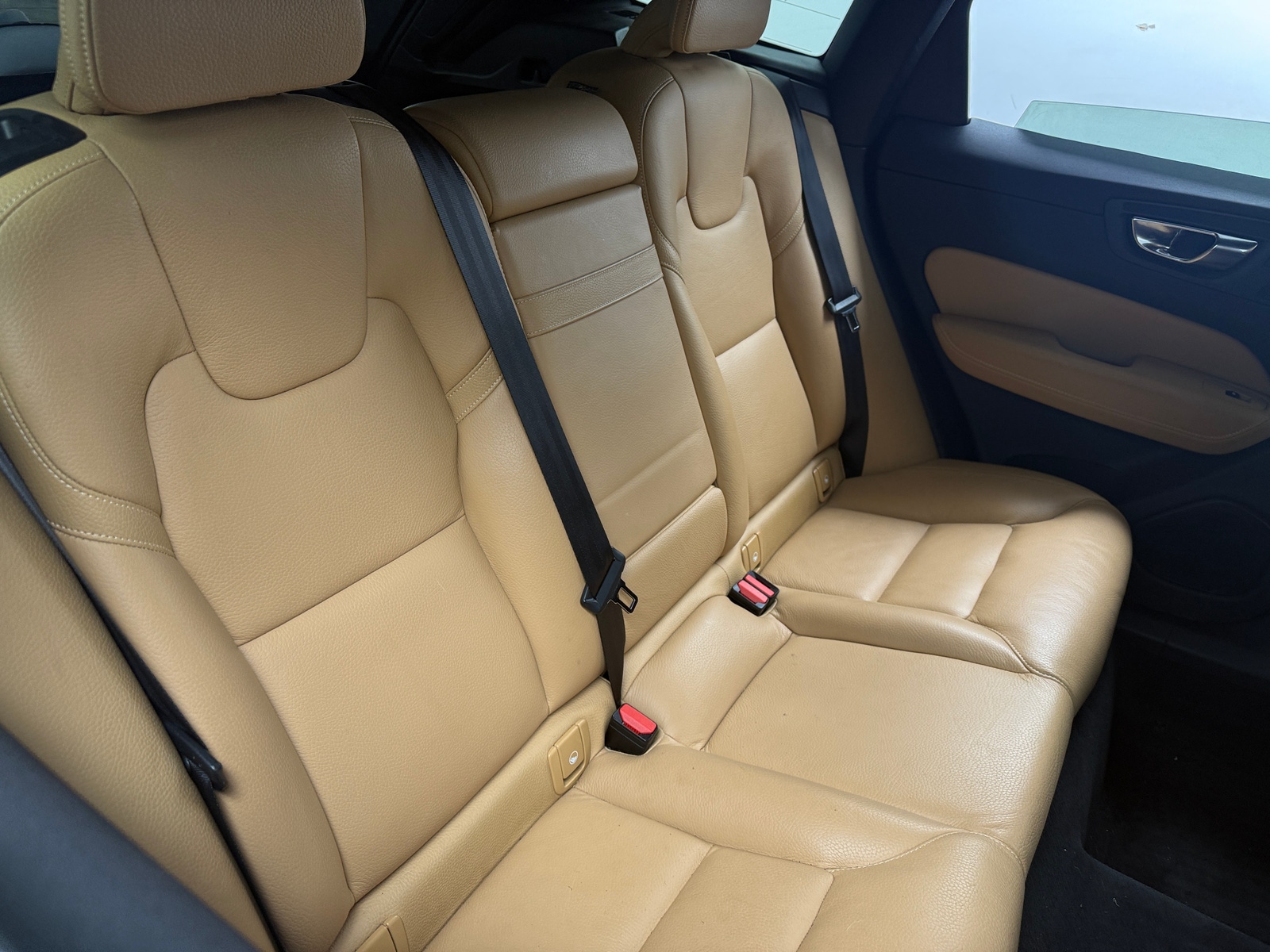 Thumbnail: 2019 Volvo XC60 - 5