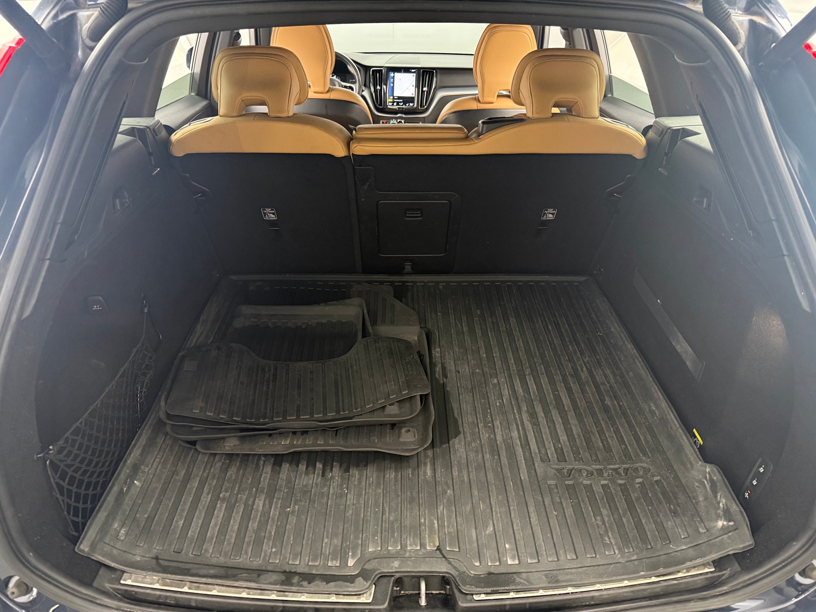 Thumbnail: 2019 Volvo XC60 - 6