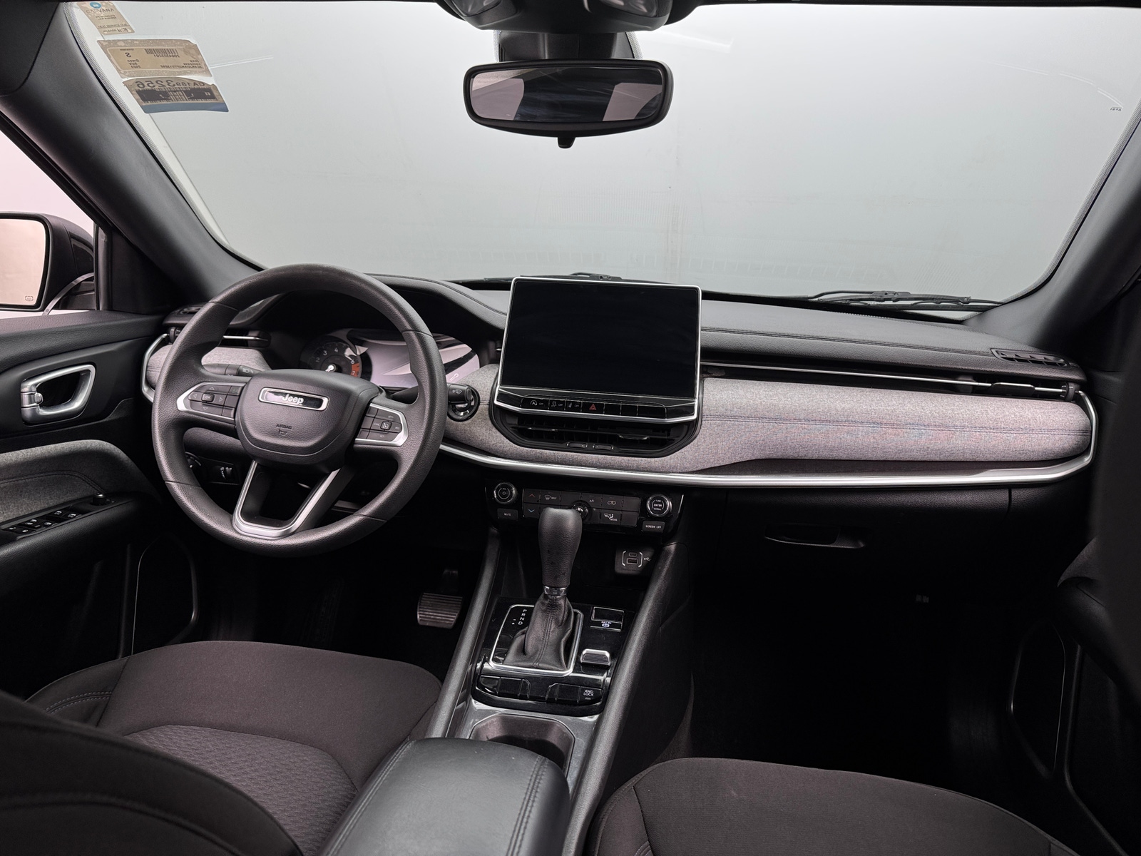 Thumbnail: 2023 Jeep Compass - 3