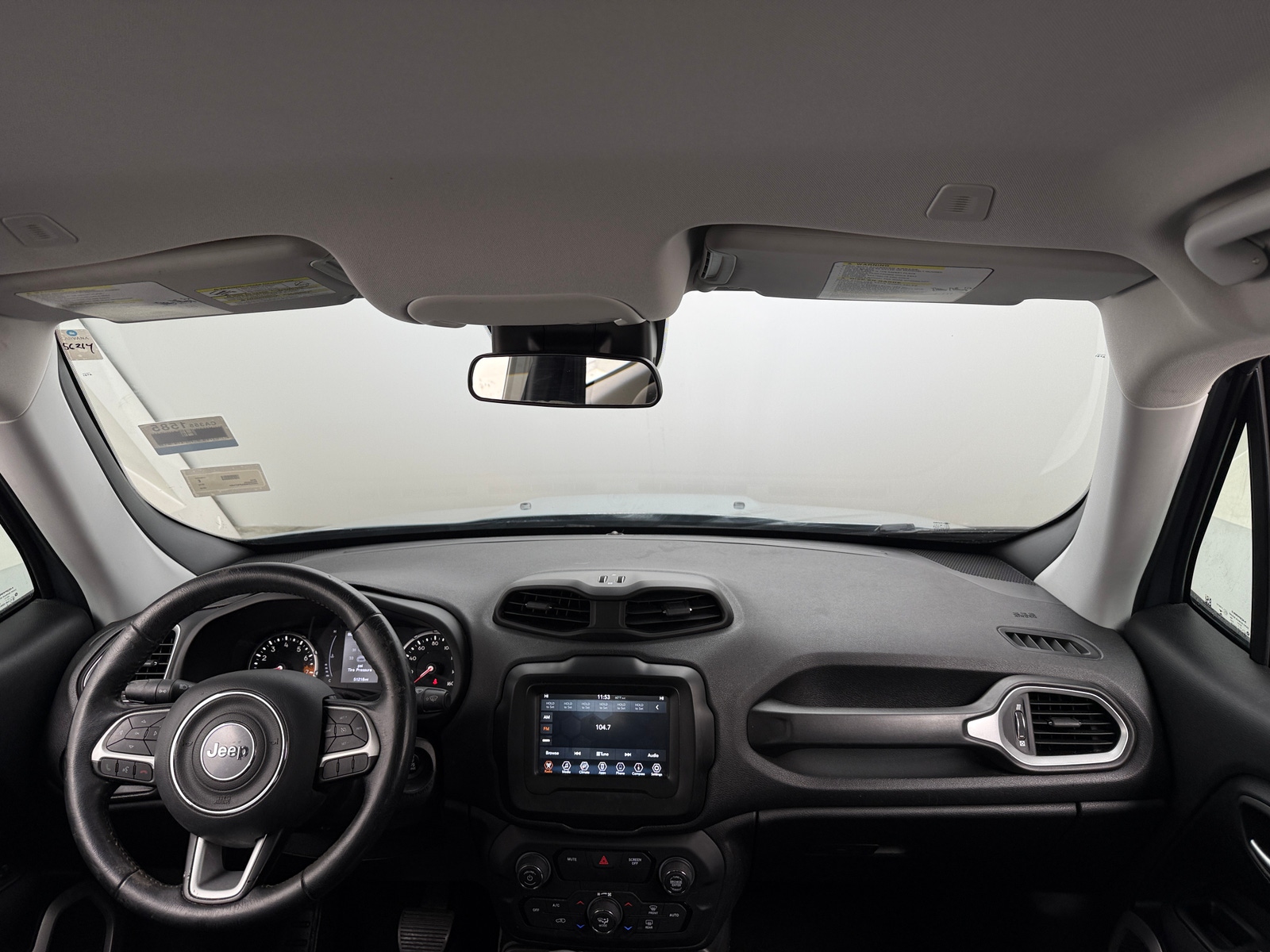 Thumbnail: 2018 Jeep Renegade - 3