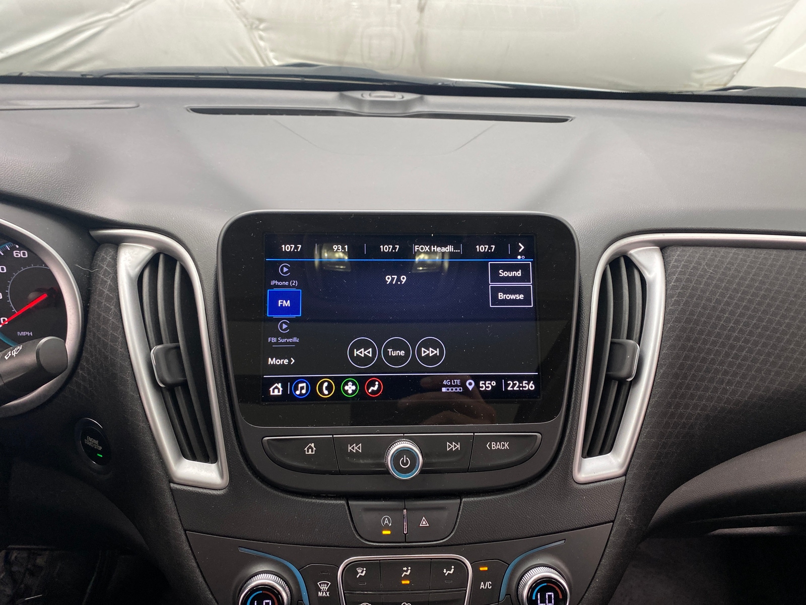 Thumbnail: 2024 Chevrolet Malibu - 4