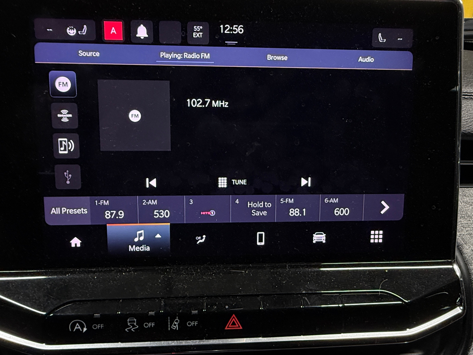 Thumbnail: 2022 Jeep Compass - 4