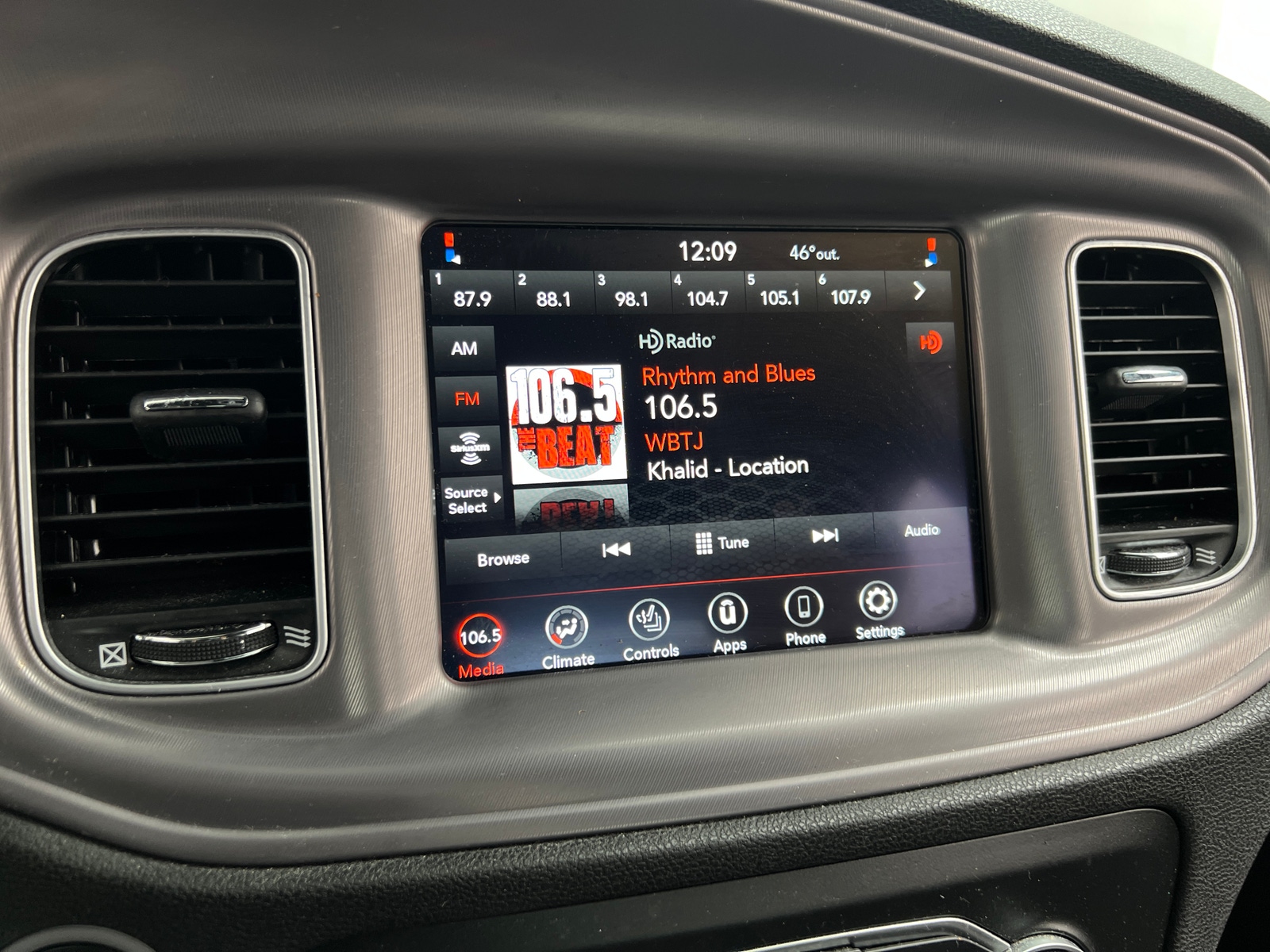 Thumbnail: 2023 Dodge Charger - 4