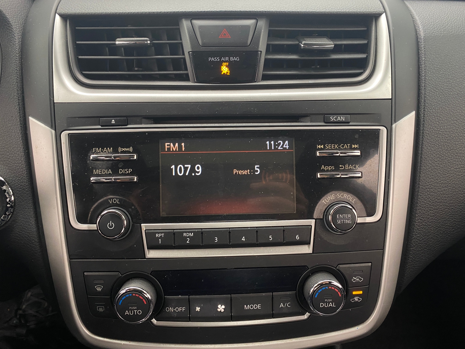 Thumbnail: 2016 Nissan Altima - 3