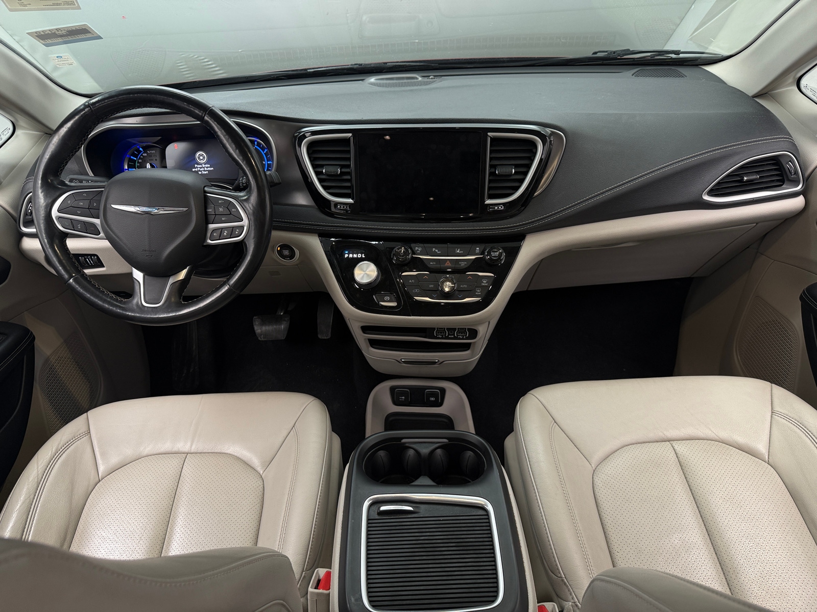 Thumbnail: 2021 Chrysler Pacifica - 2