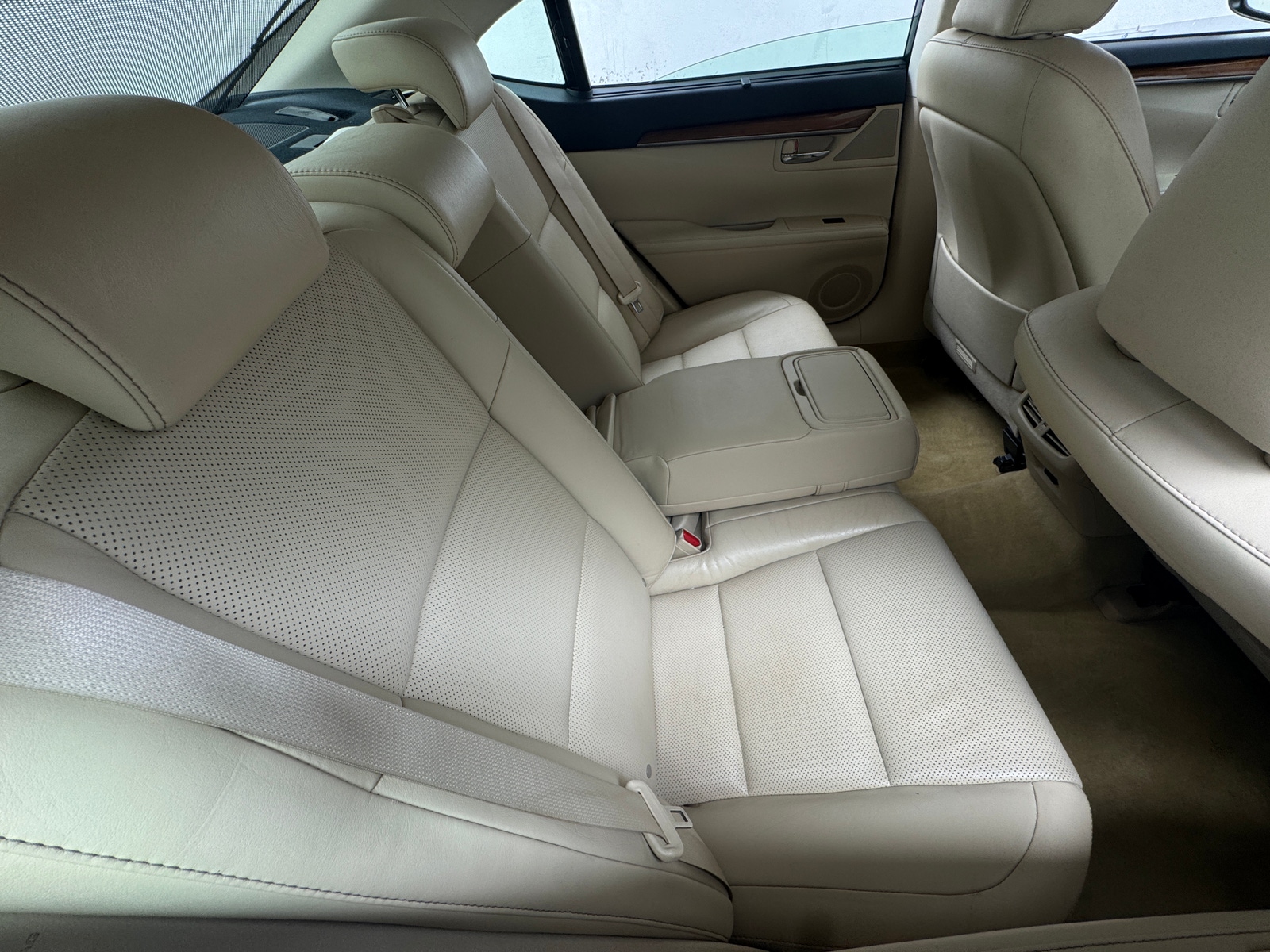 Thumbnail: 2013 Lexus ES - 5