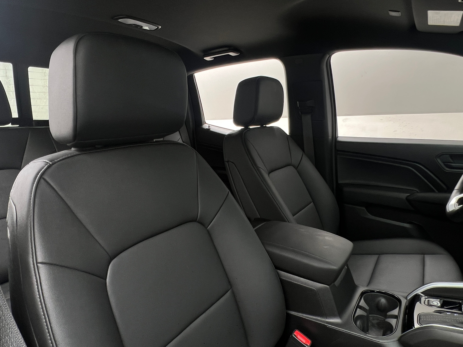 Thumbnail: 2025 Chevrolet Colorado - 2