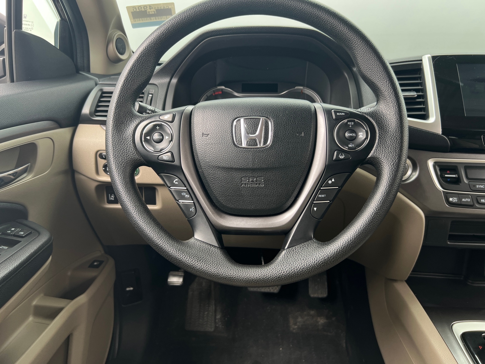 Thumbnail: 2018 Honda Pilot - 5