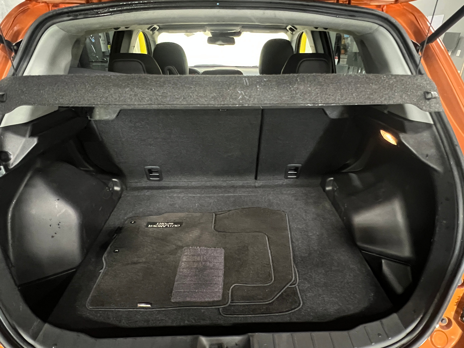 Thumbnail: 2023 Mitsubishi Outlander Sport - 6