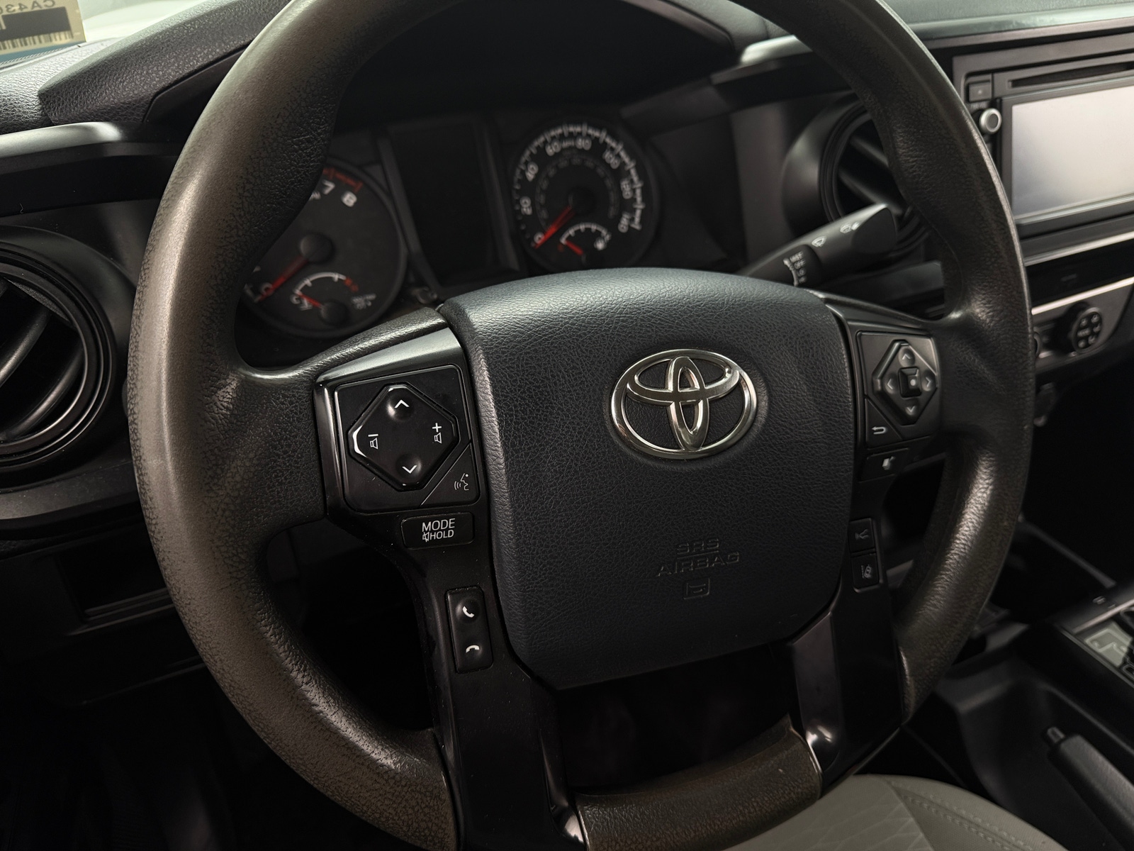 Thumbnail: 2019 Toyota Tacoma - 5