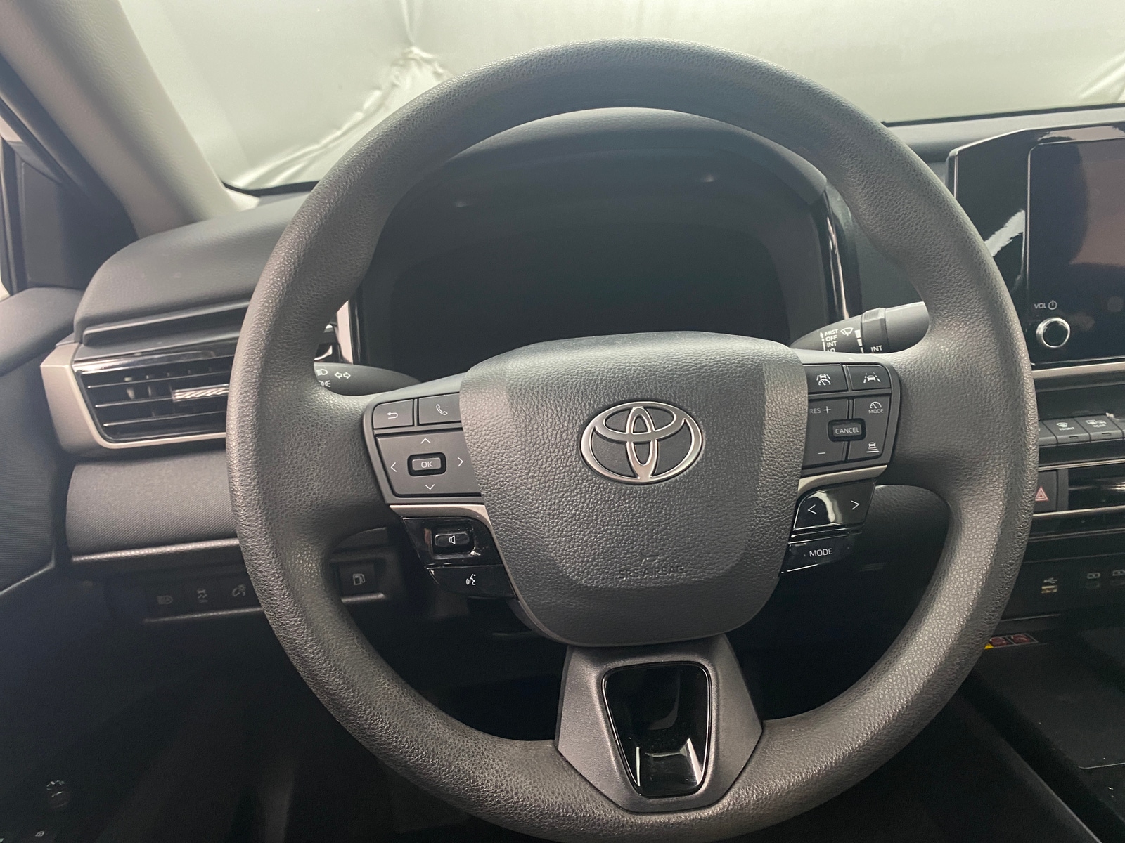 Thumbnail: 2025 Toyota Camry - 5