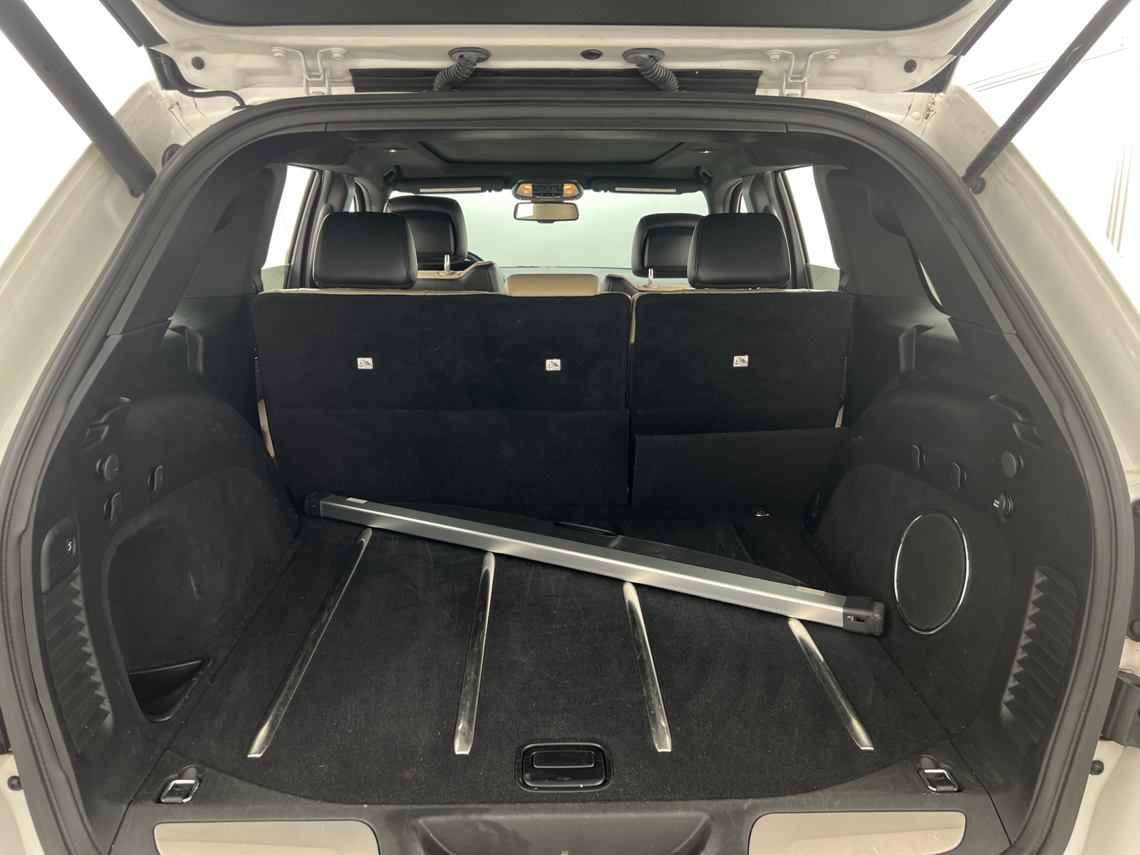 Thumbnail: 2016 Jeep Grand Cherokee - 6