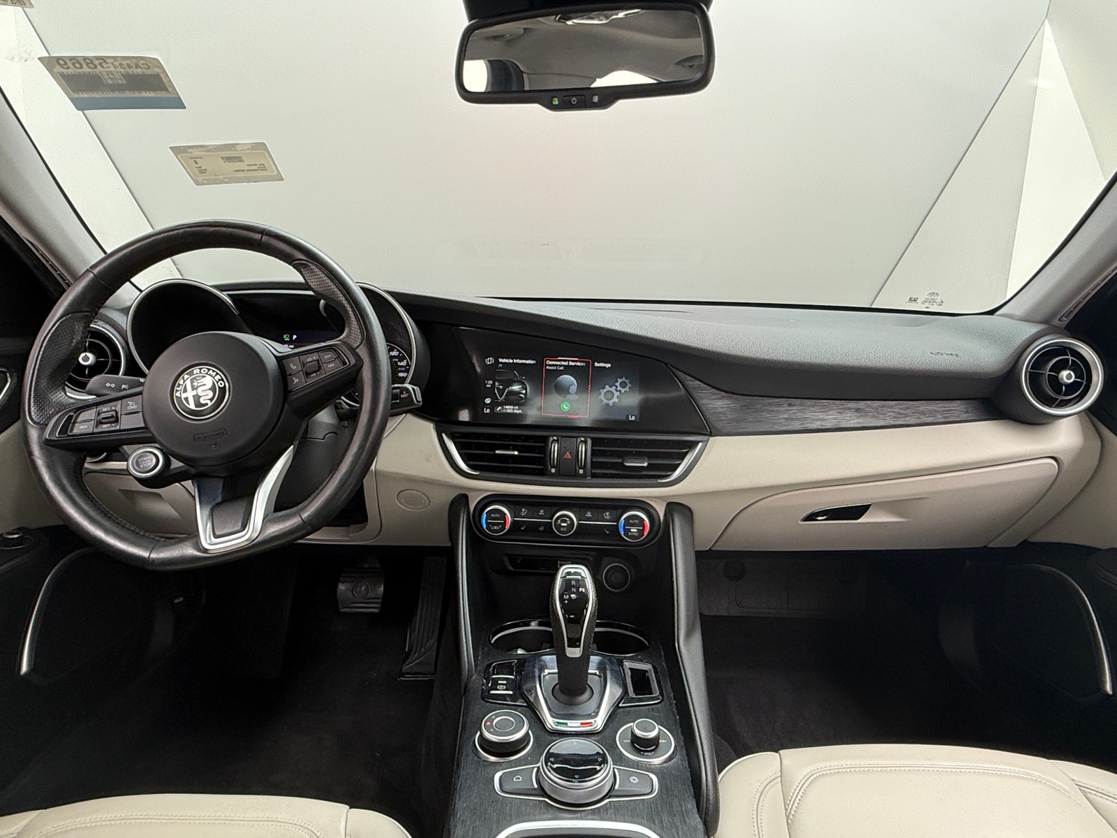 Thumbnail: 2020 Alfa Romeo Giulia - 2