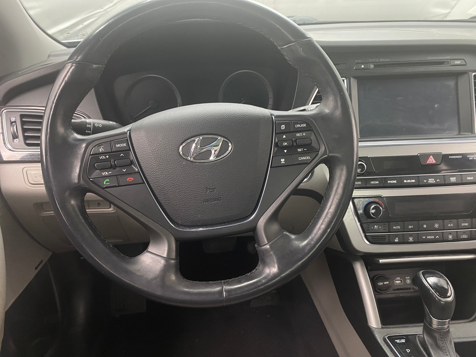 Thumbnail: 2015 Hyundai Sonata - 4