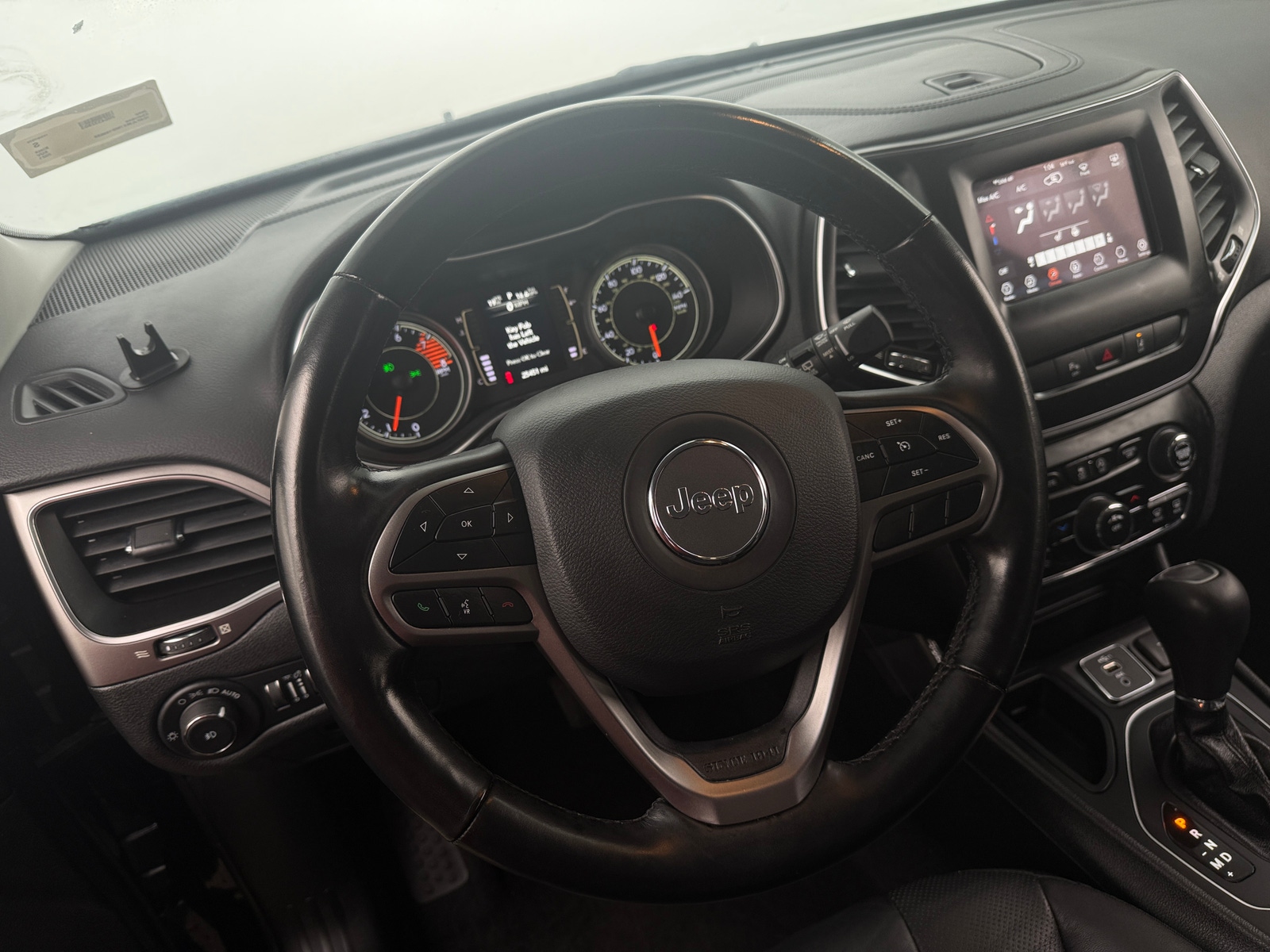 Thumbnail: 2021 Jeep Cherokee - 4