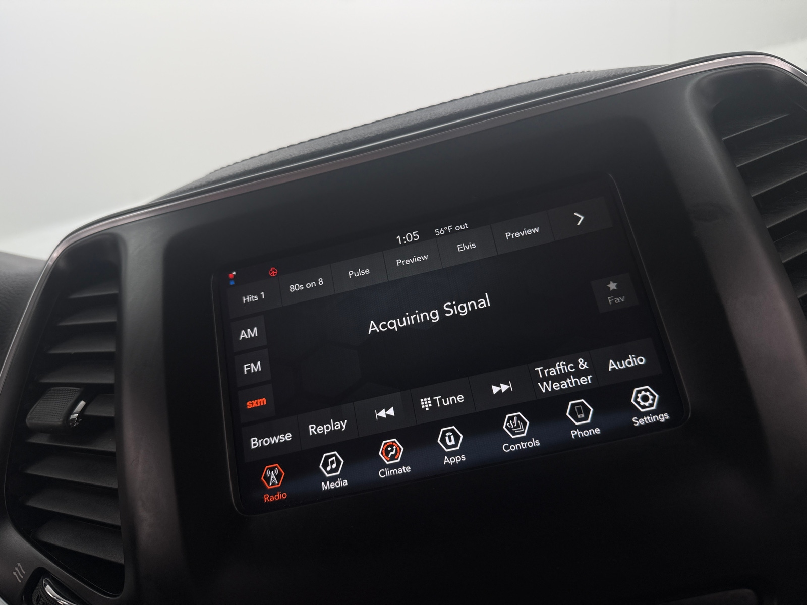 Thumbnail: 2021 Jeep Cherokee - 3