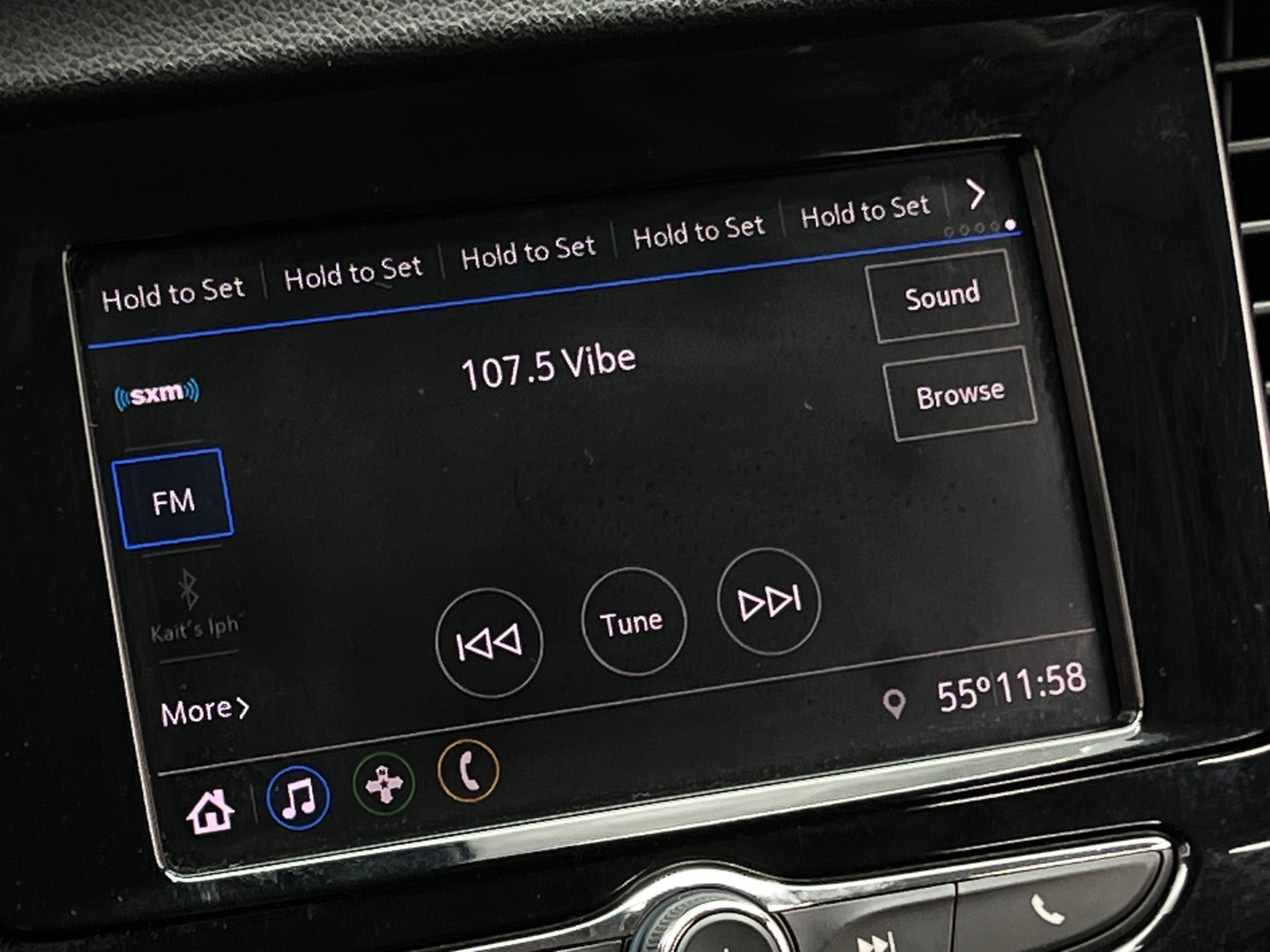 Thumbnail: 2022 Buick Encore - 4