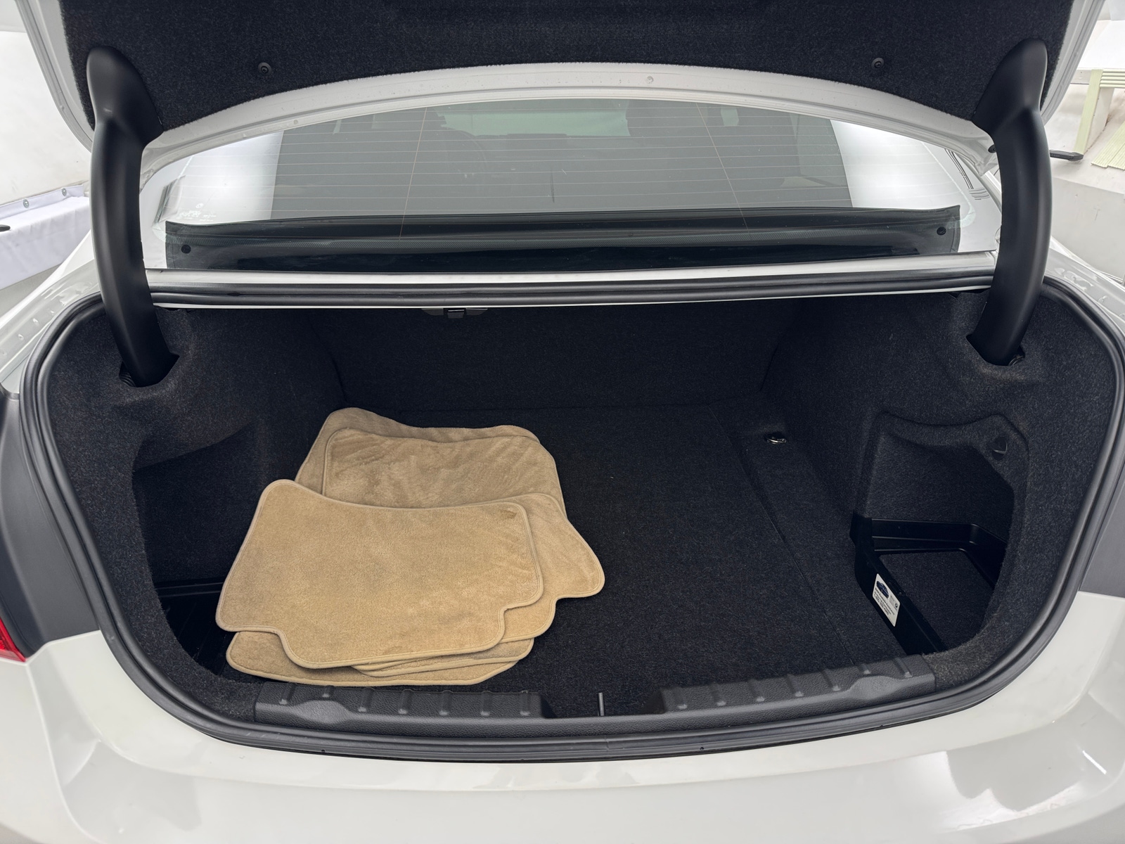 Thumbnail: 2014 BMW 3 Series - 6