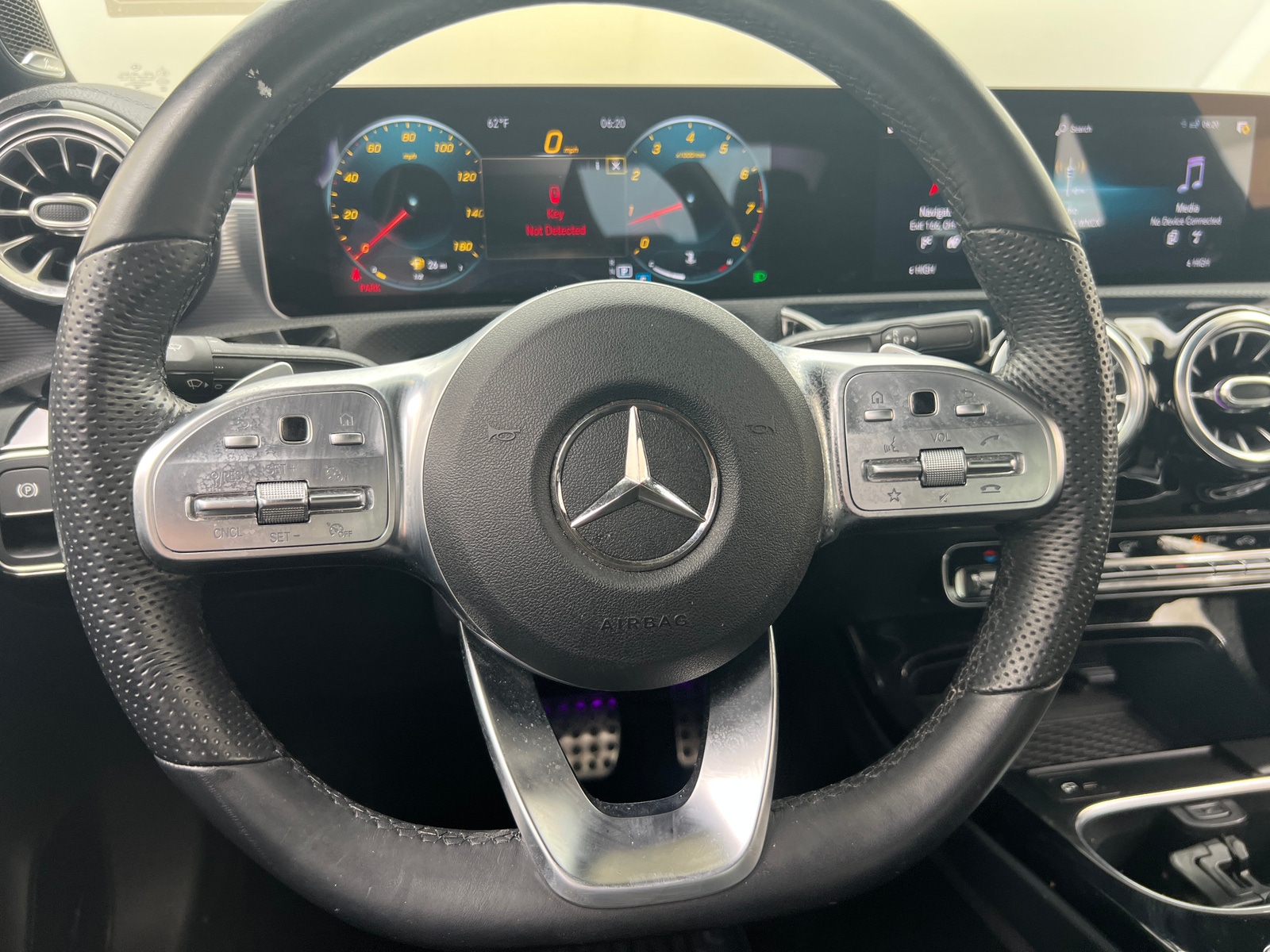 Thumbnail: 2020 Mercedes-Benz CLA - 3