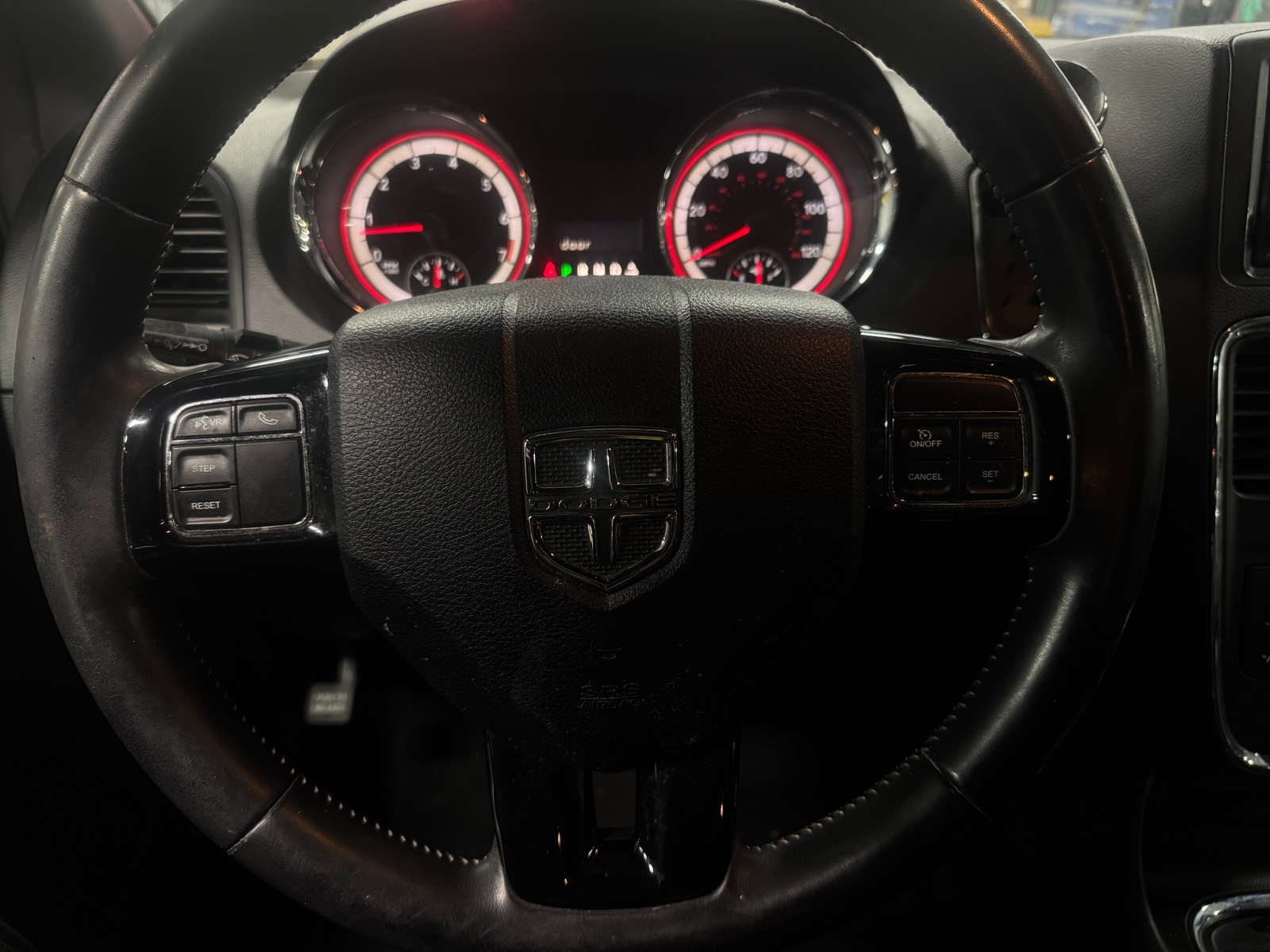 Thumbnail: 2017 Dodge Grand Caravan - 4