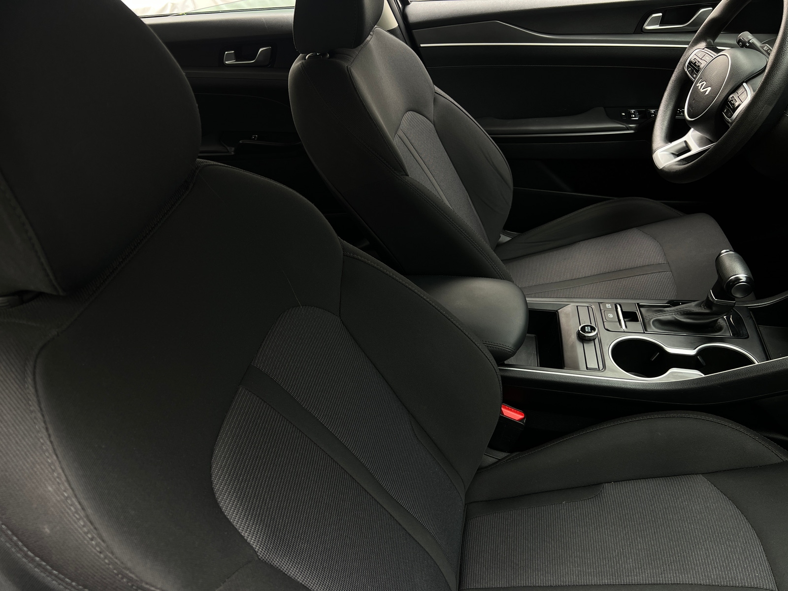 Thumbnail: 2023 Kia K5 - 2