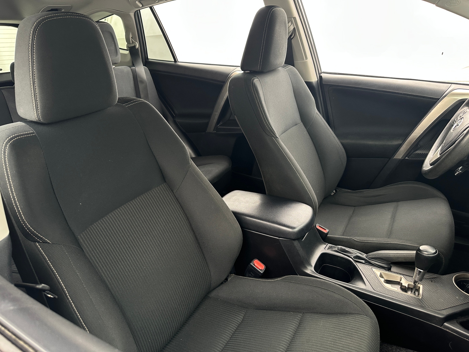 Thumbnail: 2013 Toyota RAV4 - 2