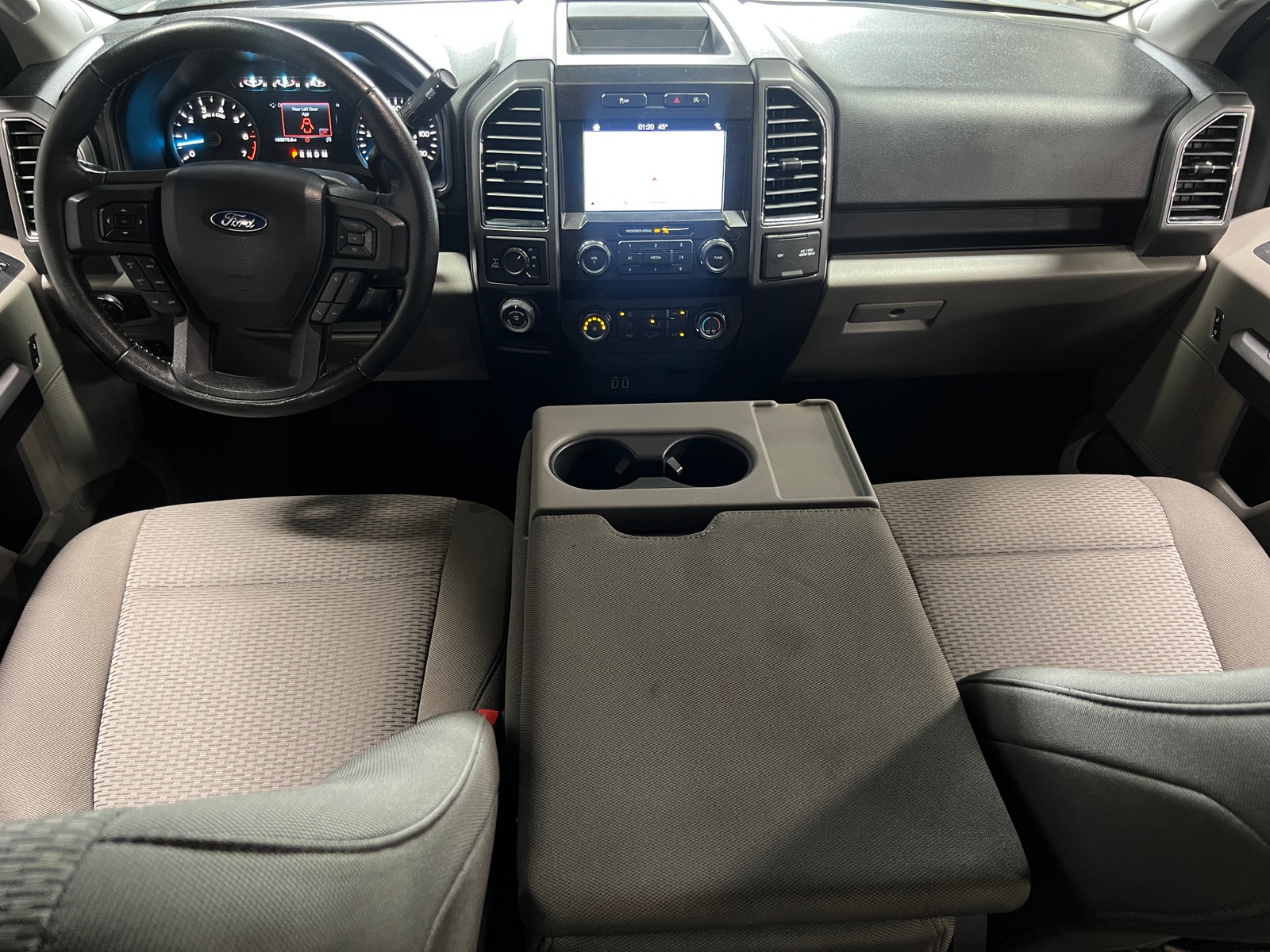 Thumbnail: 2019 Ford Econoline - 3