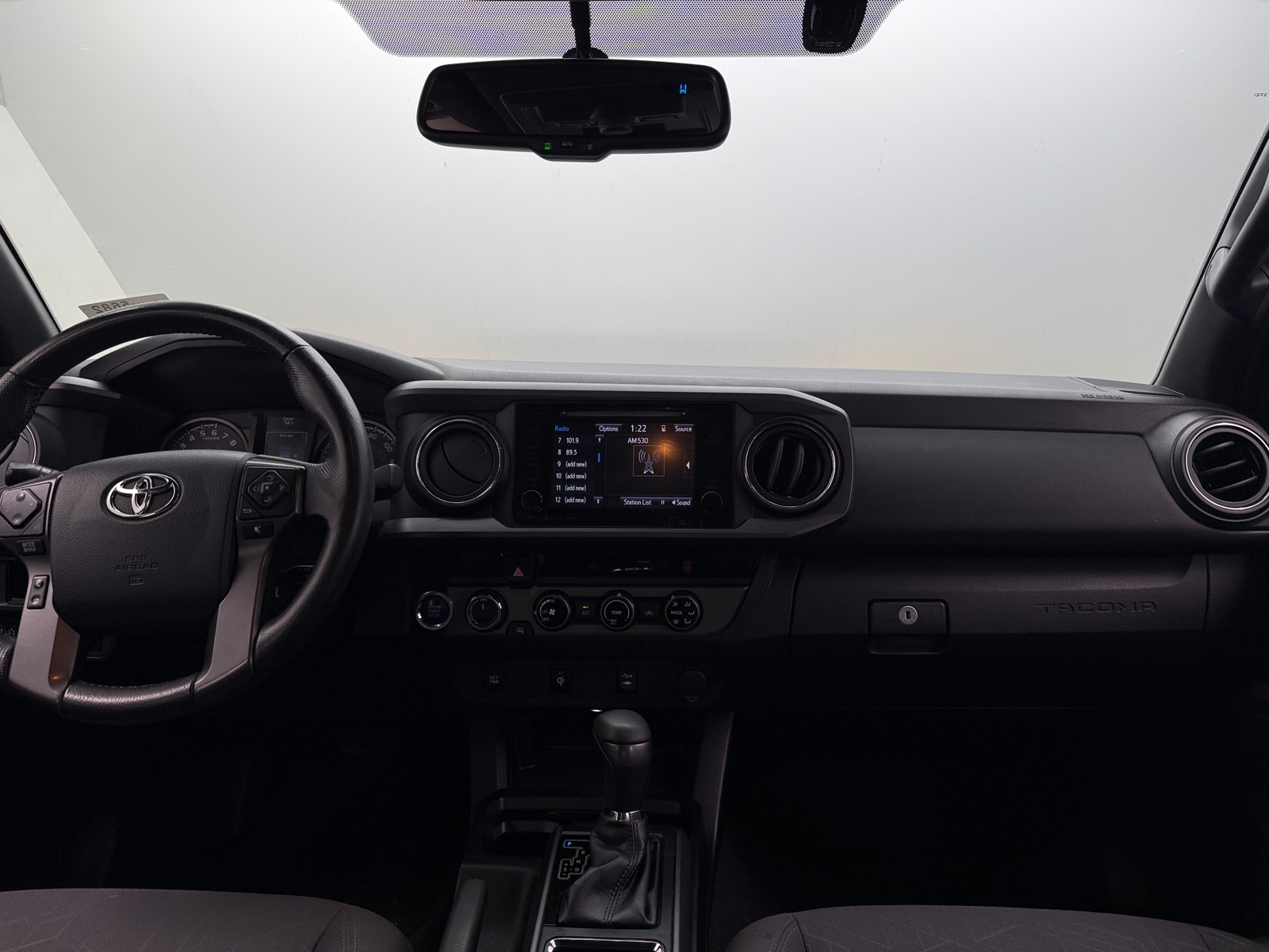 Thumbnail: 2017 Toyota Tacoma - 3