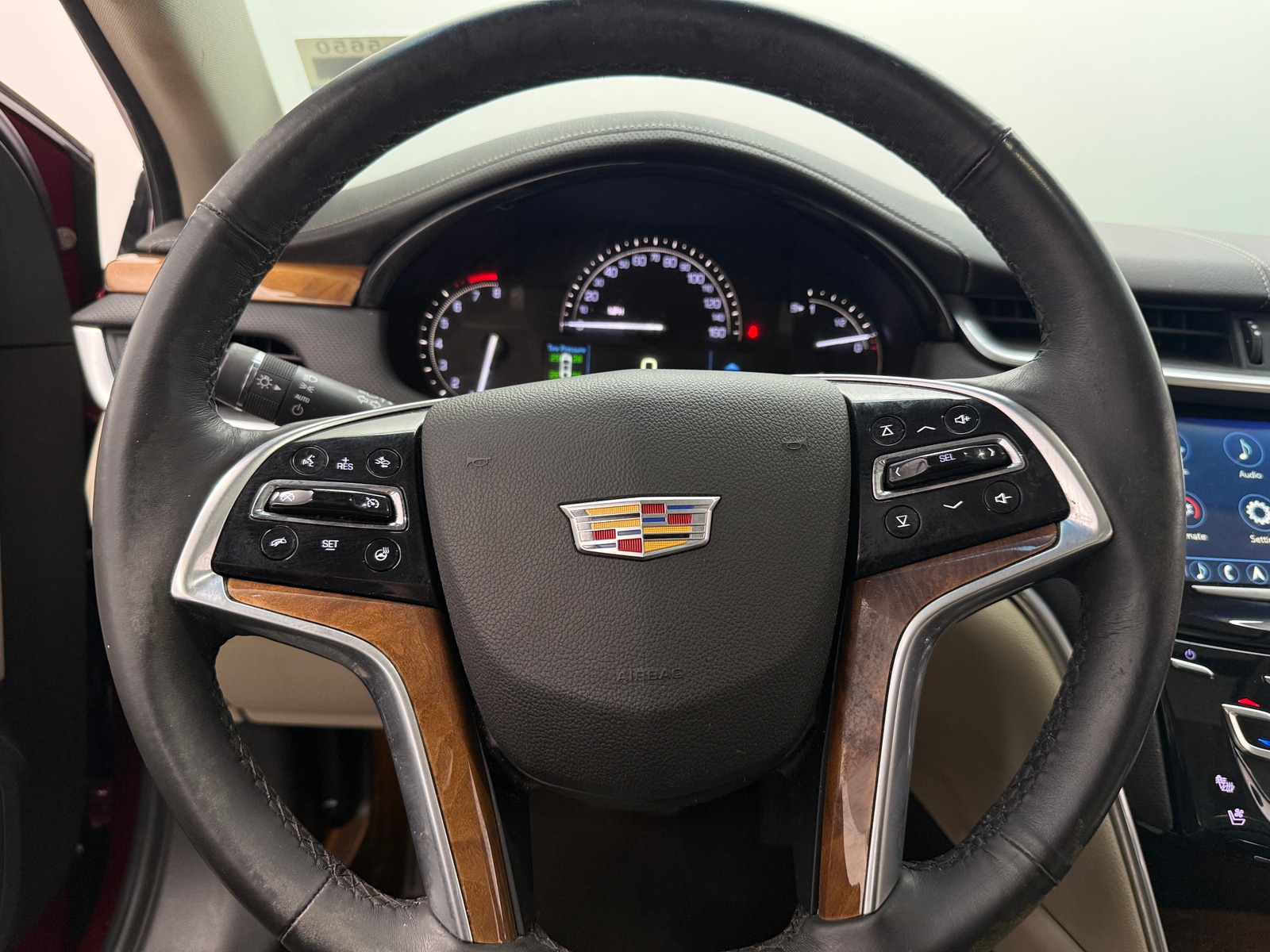 Thumbnail: 2019 Cadillac XTS - 4