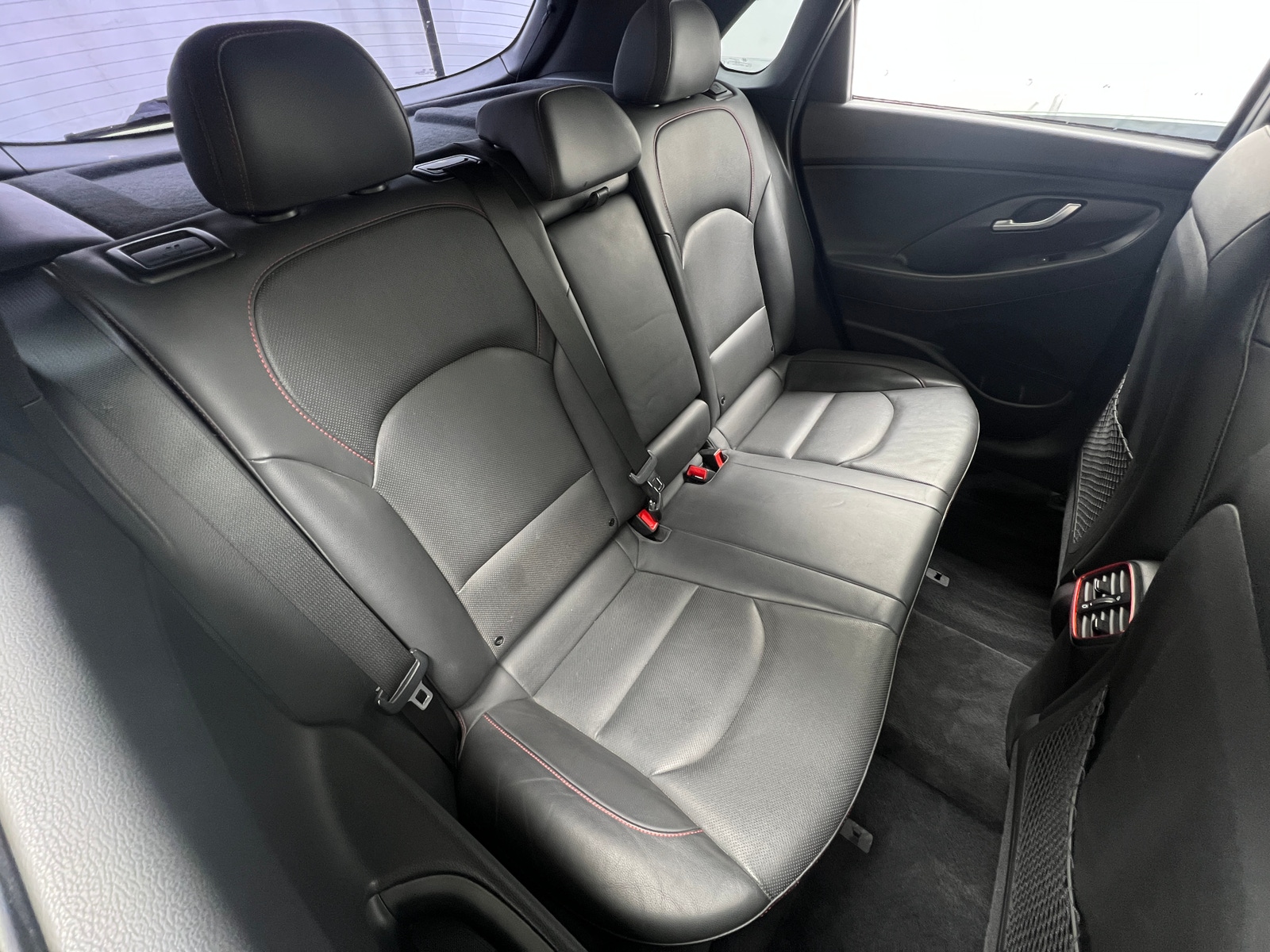 Thumbnail: 2018 Hyundai Elantra - 5