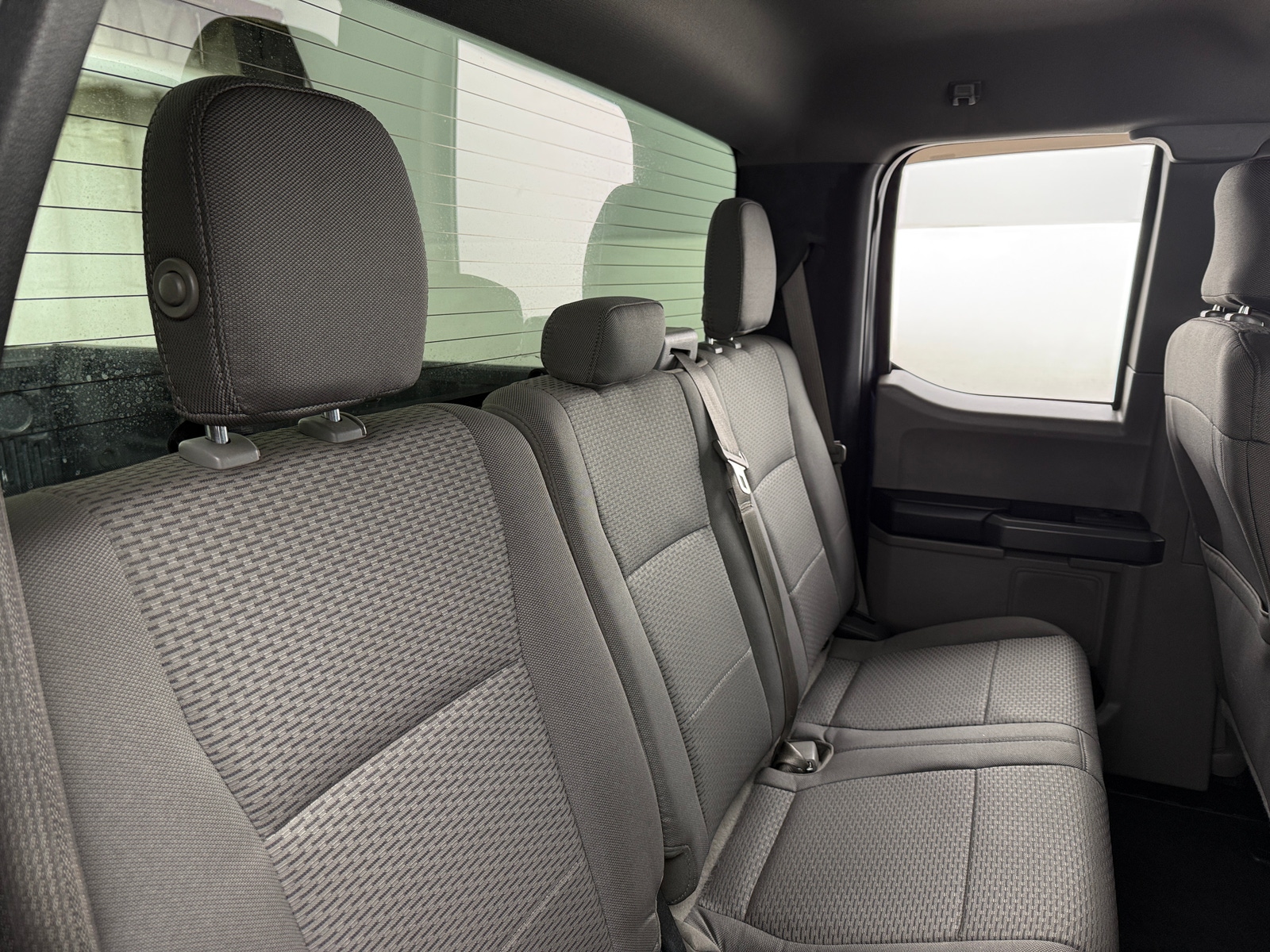 Thumbnail: 2015 Ford Econoline - 6