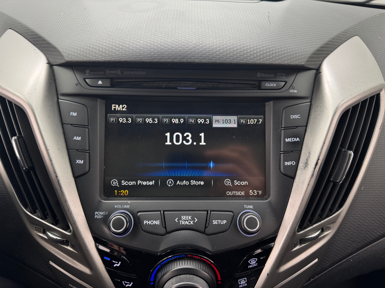 Thumbnail: 2015 Hyundai Veloster - 2