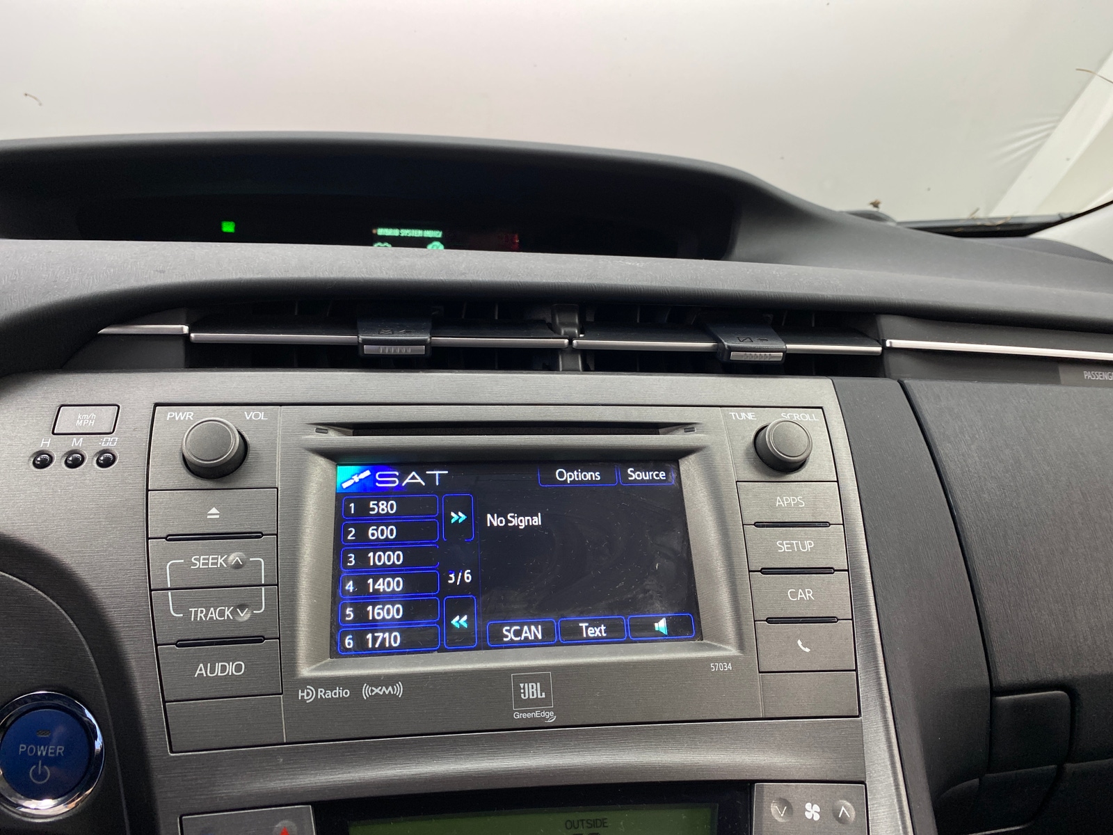 Thumbnail: 2012 Toyota Prius - 4