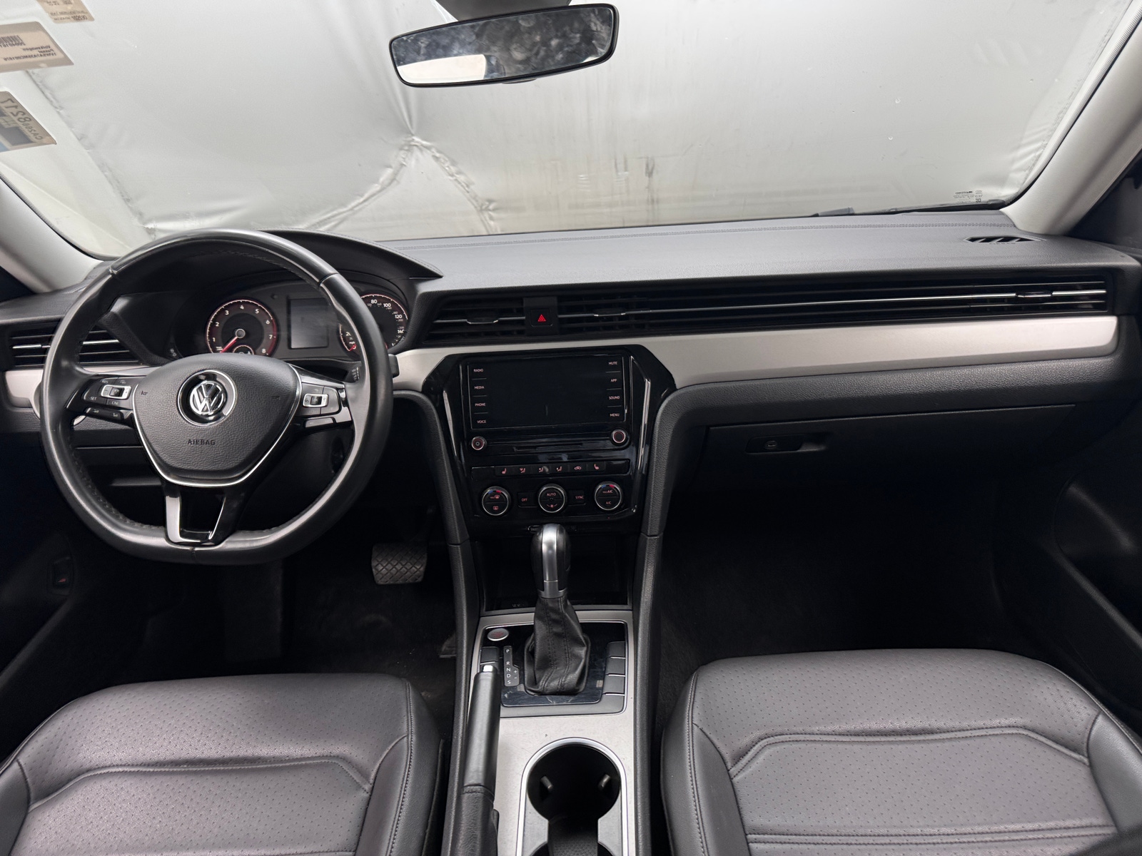 Thumbnail: 2021 Volkswagen Passat - 2