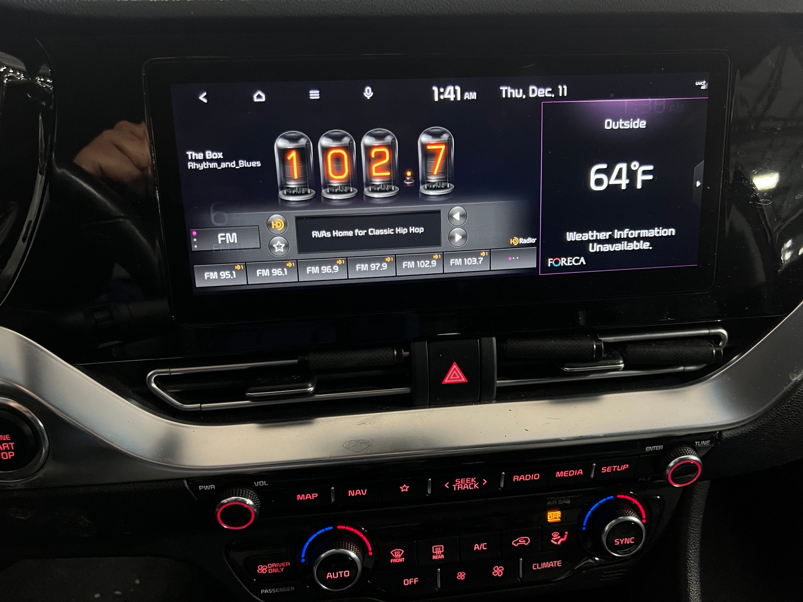 Thumbnail: 2021 Kia Niro - 3