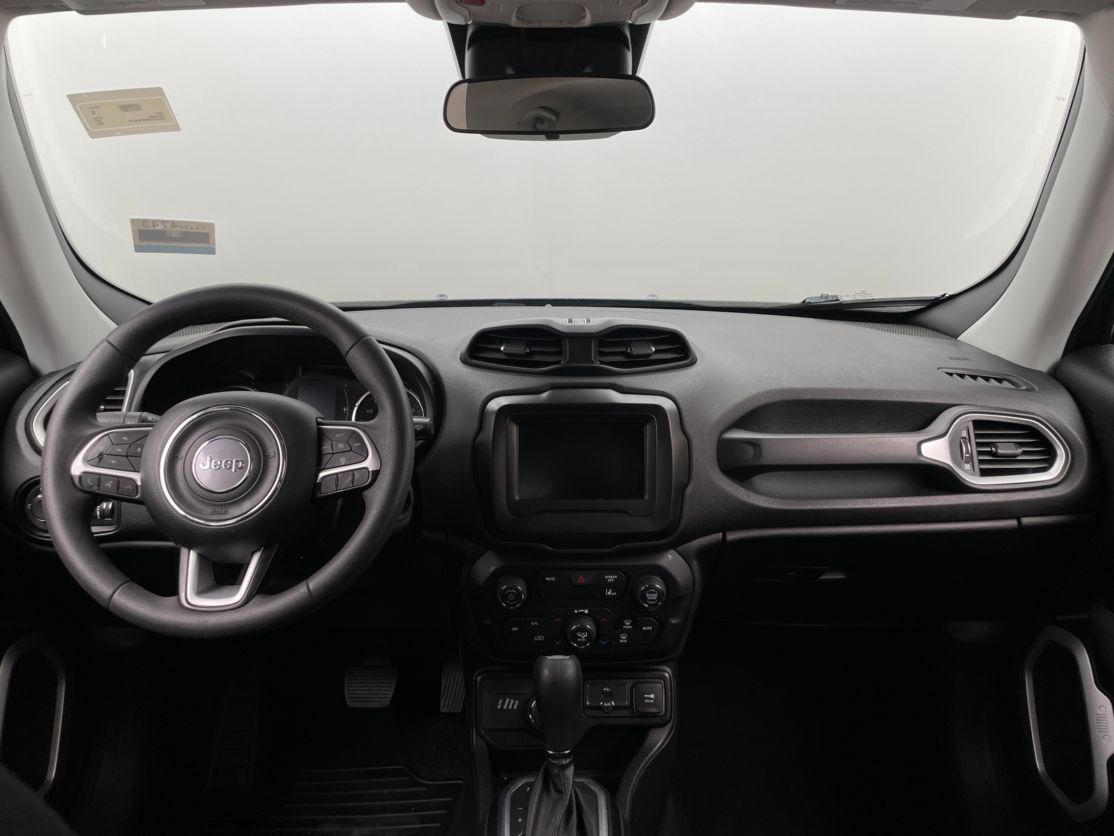 Thumbnail: 2021 Jeep Renegade - 3