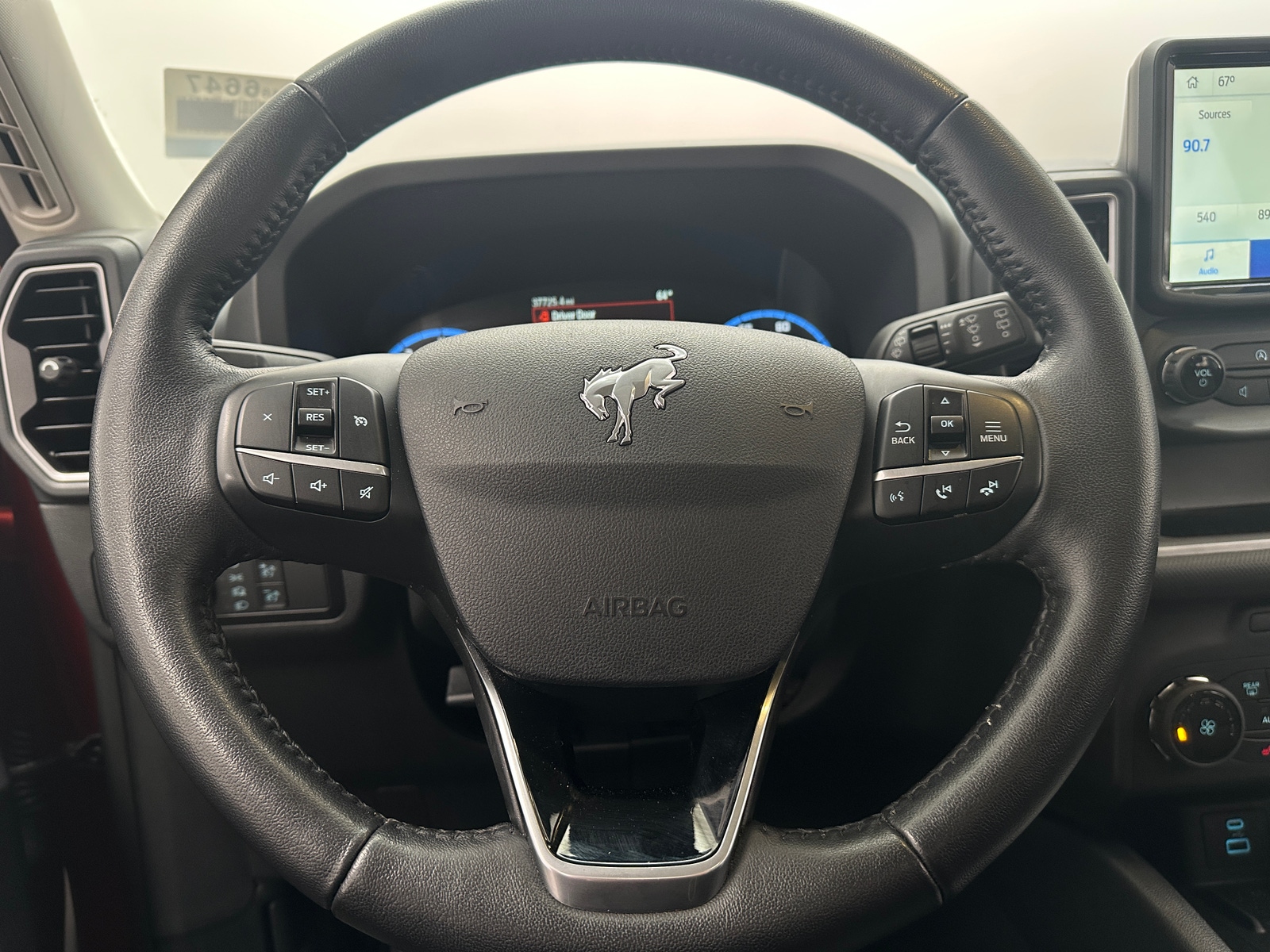 Thumbnail: 2022 Ford Bronco Sport - 5