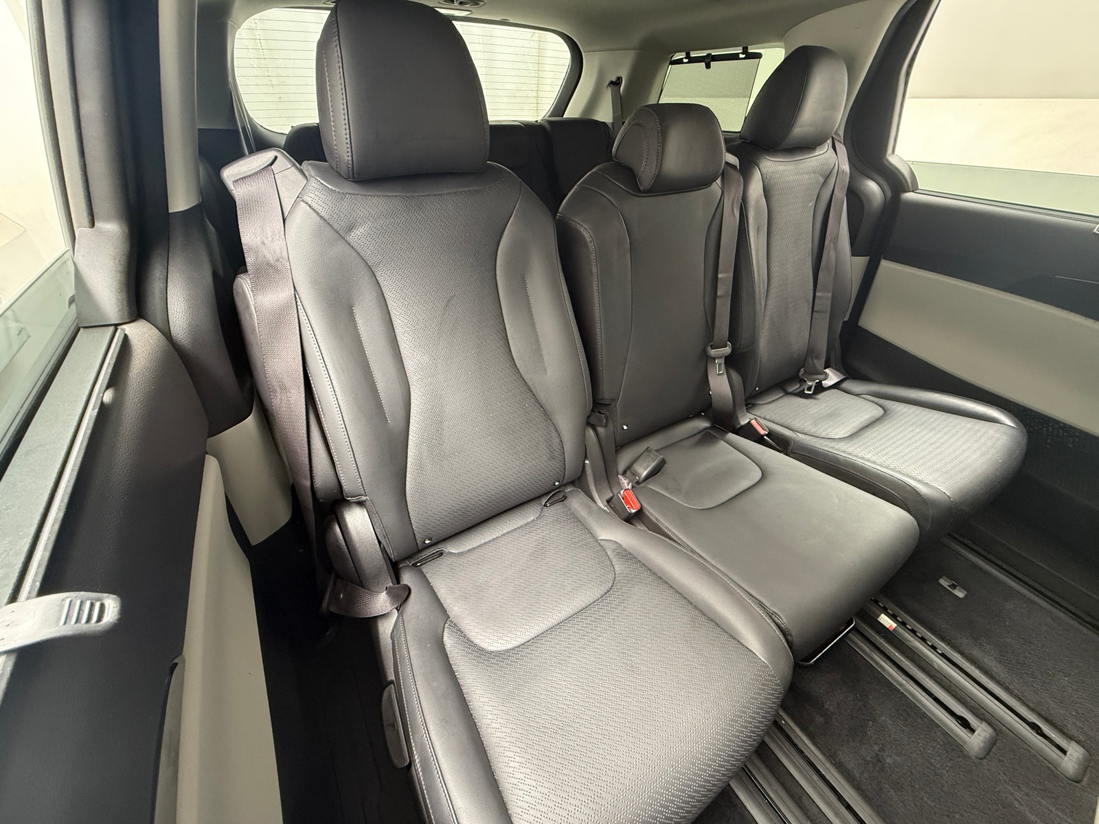 Thumbnail: 2024 Kia Carnival - 5