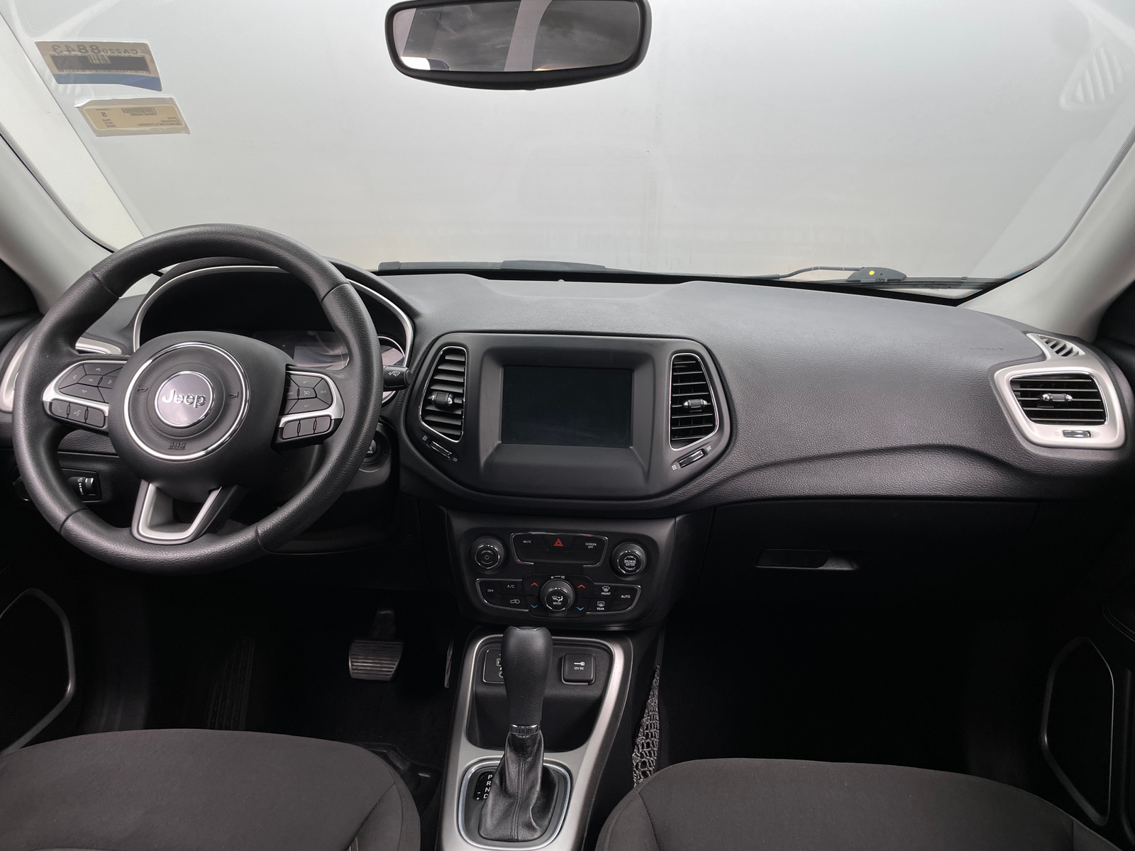 Thumbnail: 2020 Jeep Compass - 3