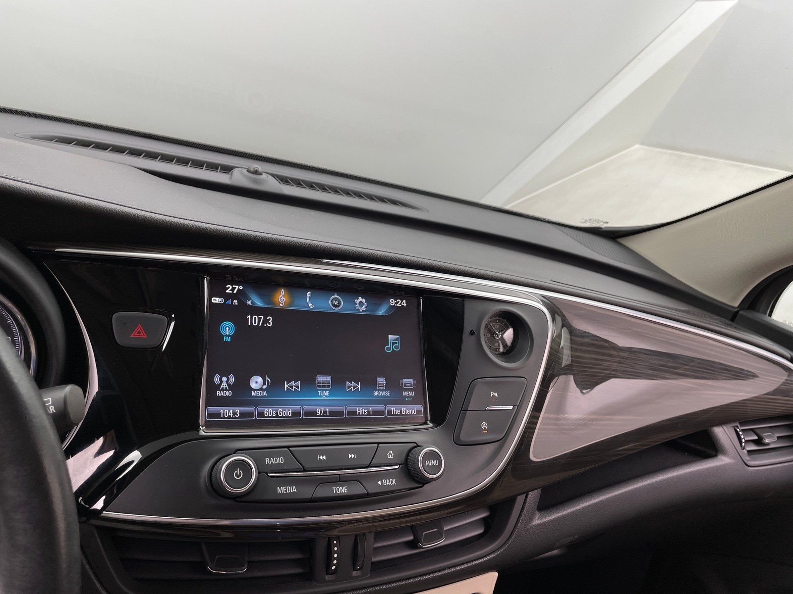 Thumbnail: 2019 Buick Envision - 3