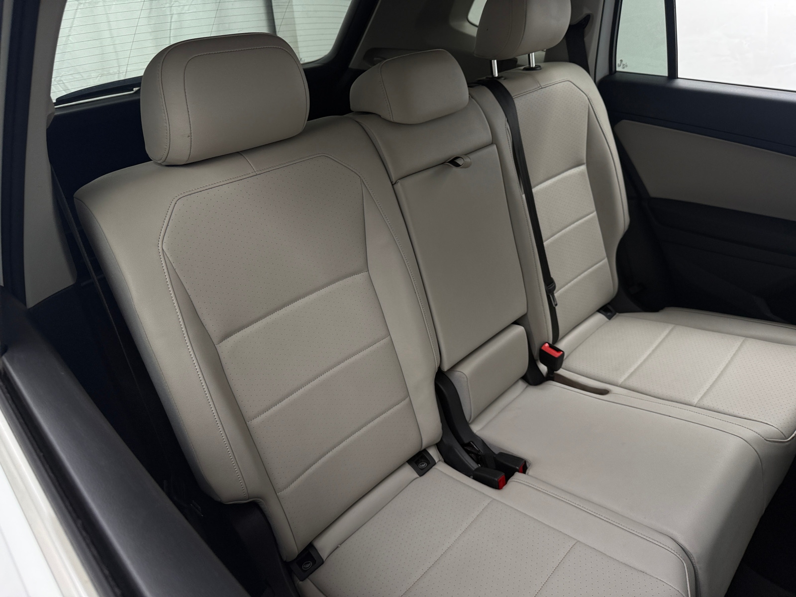 Thumbnail: 2021 Volkswagen Tiguan - 5