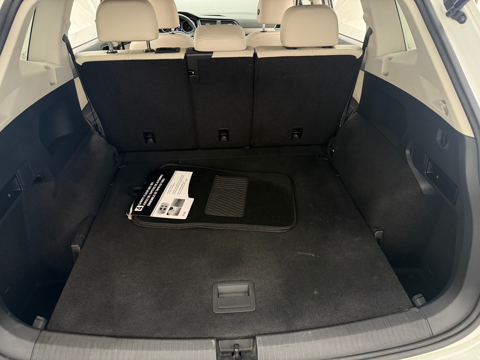 Thumbnail: 2021 Volkswagen Tiguan - 6