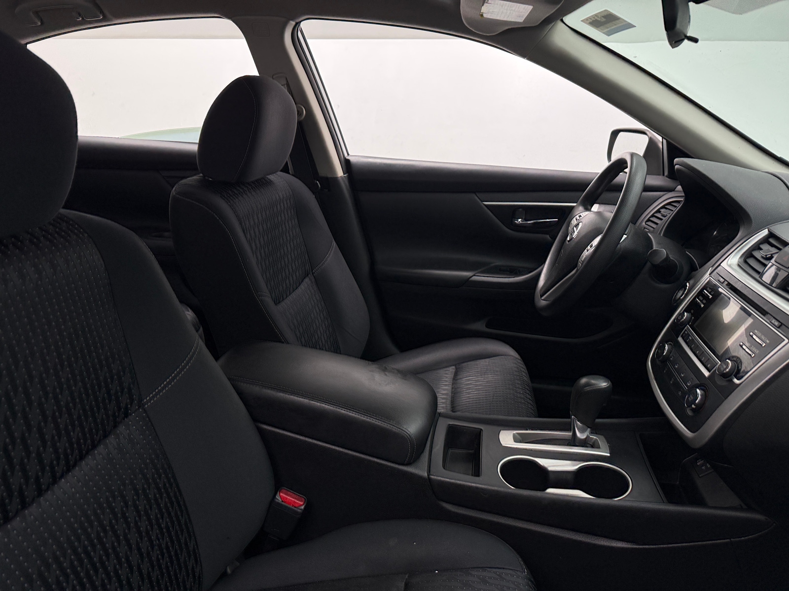 Thumbnail: 2016 Nissan Altima - 2