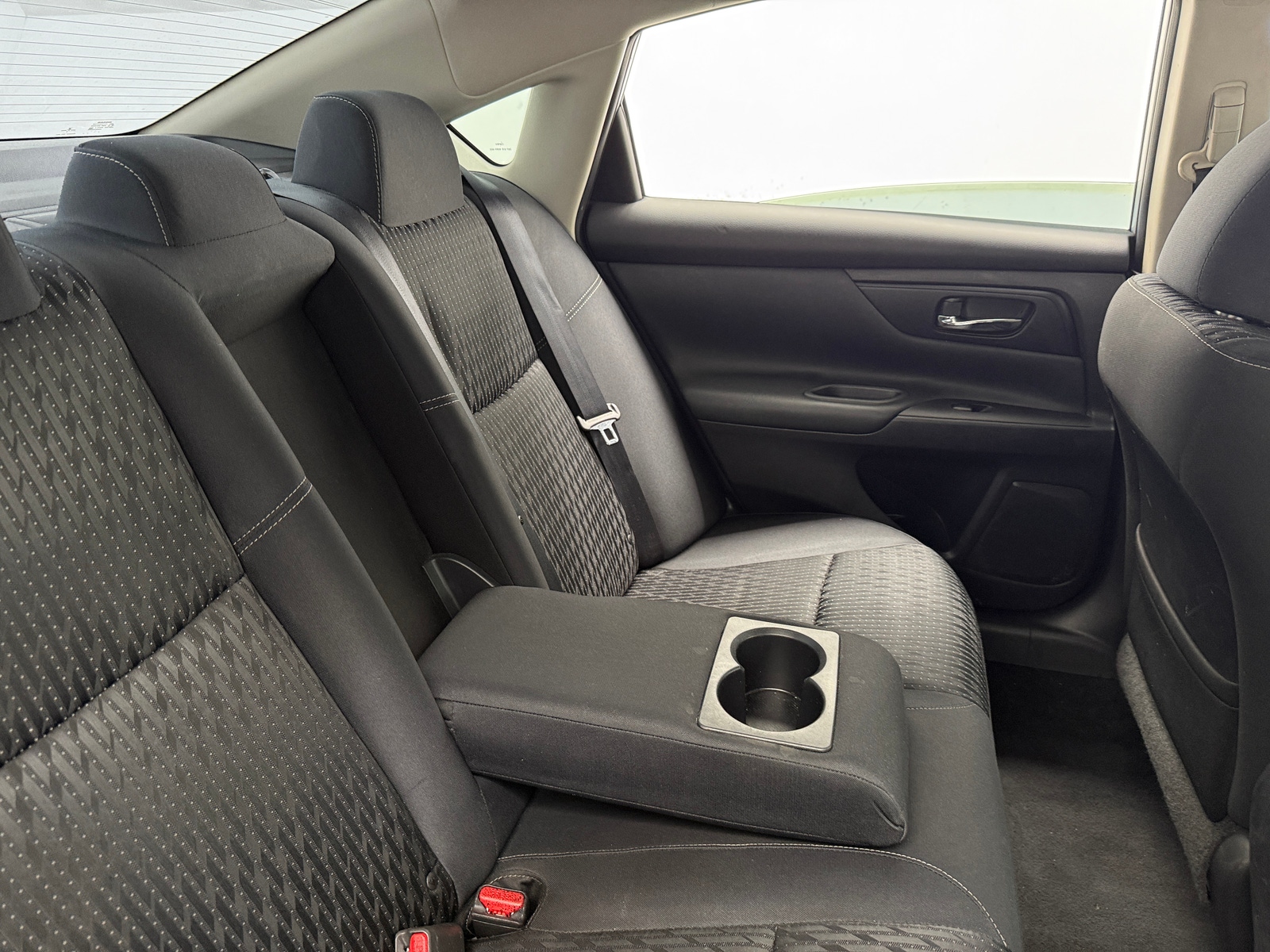 Thumbnail: 2016 Nissan Altima - 6