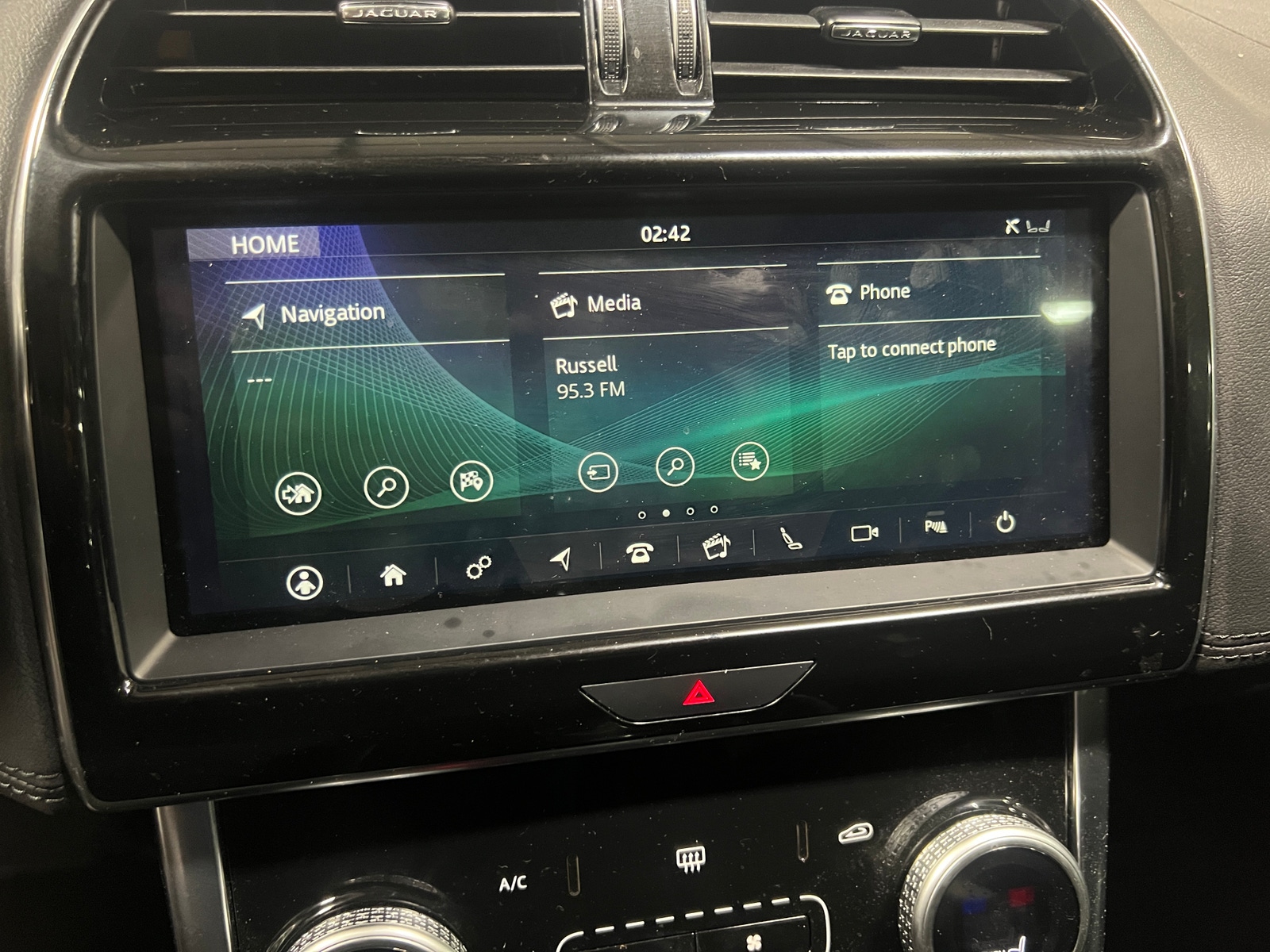 Thumbnail: 2020 Jaguar XE - 3